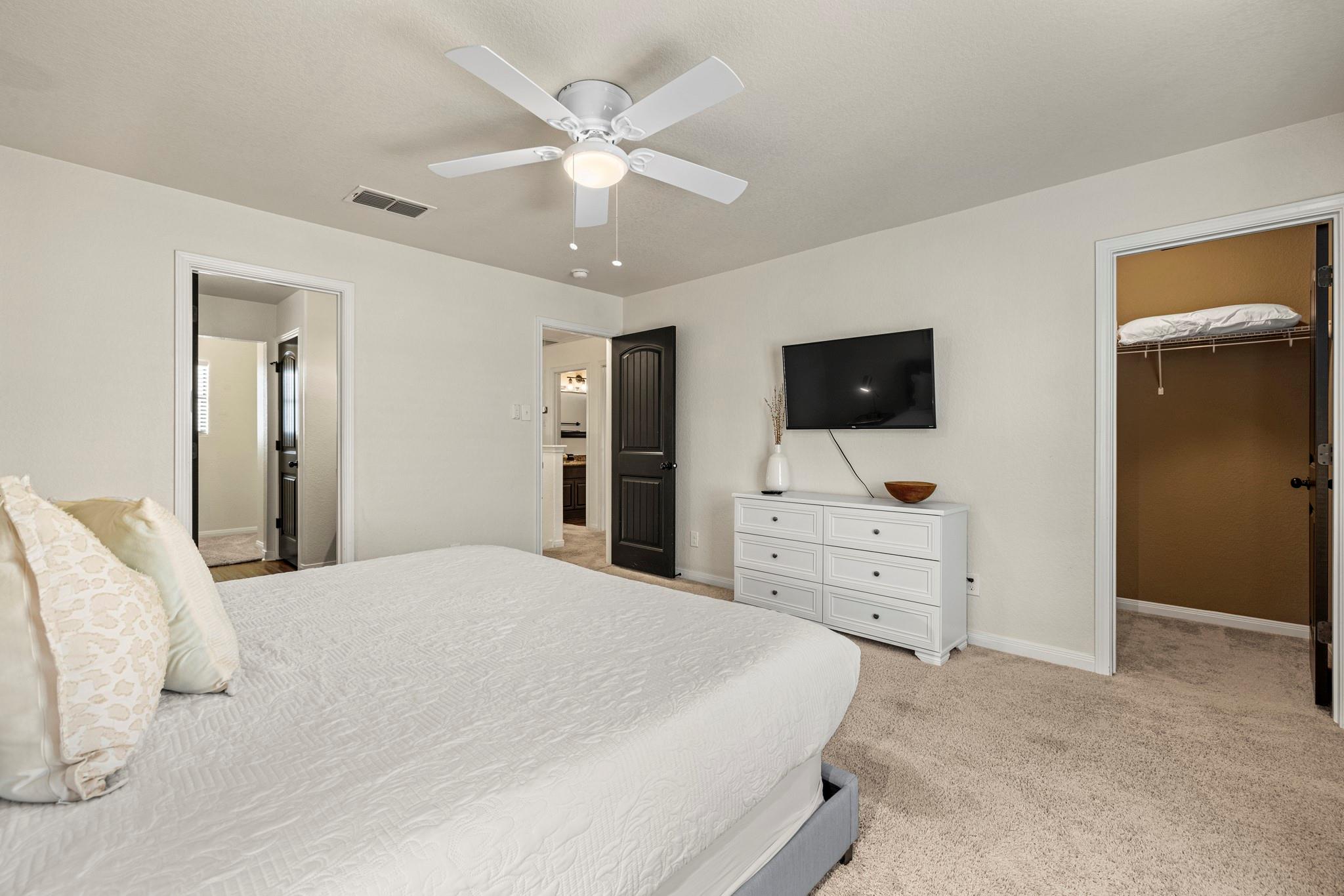 510 Mueller St # 16, Fredericksburg, TX 78624