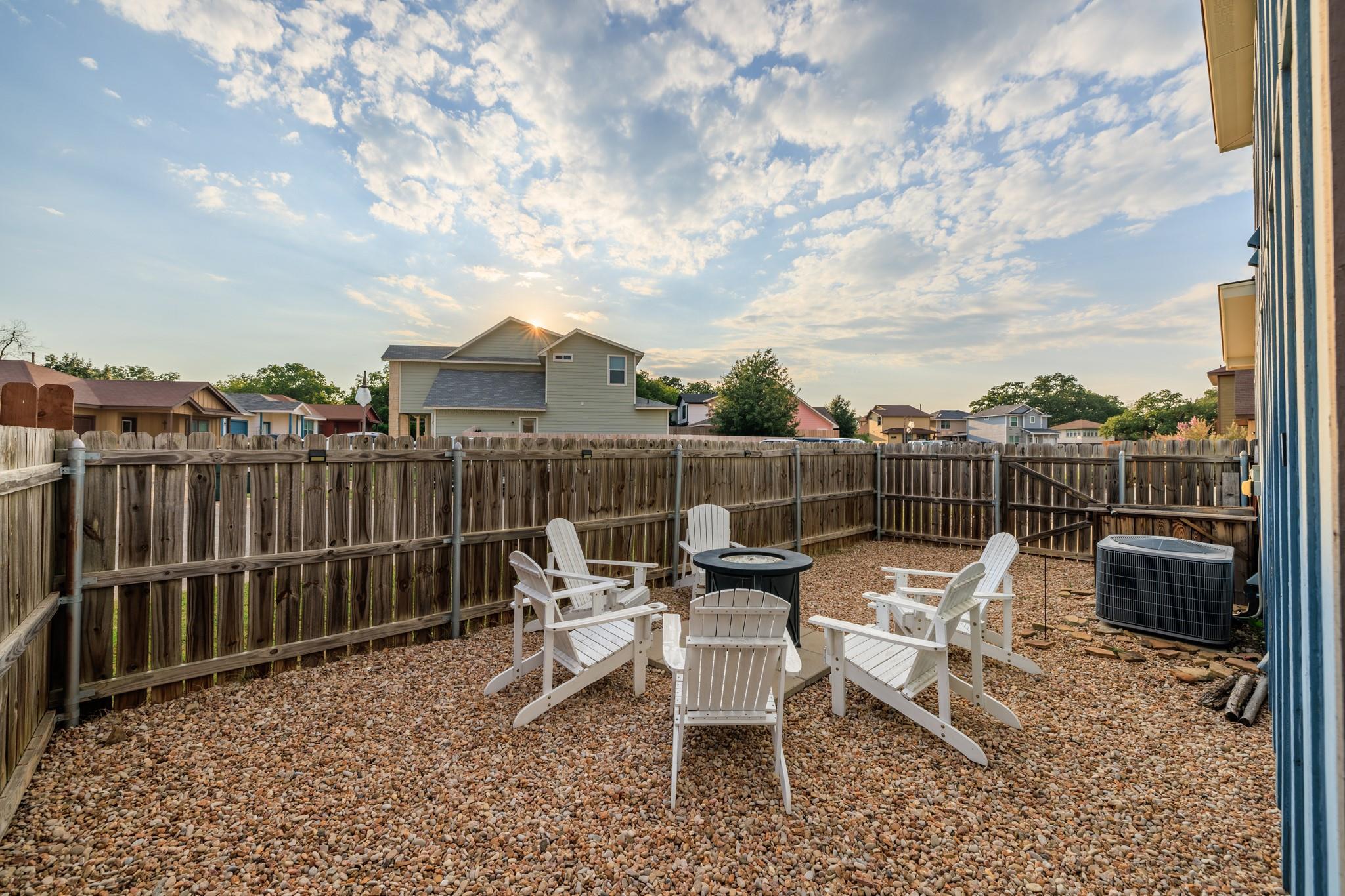 510 Mueller St # 16, Fredericksburg, TX 78624