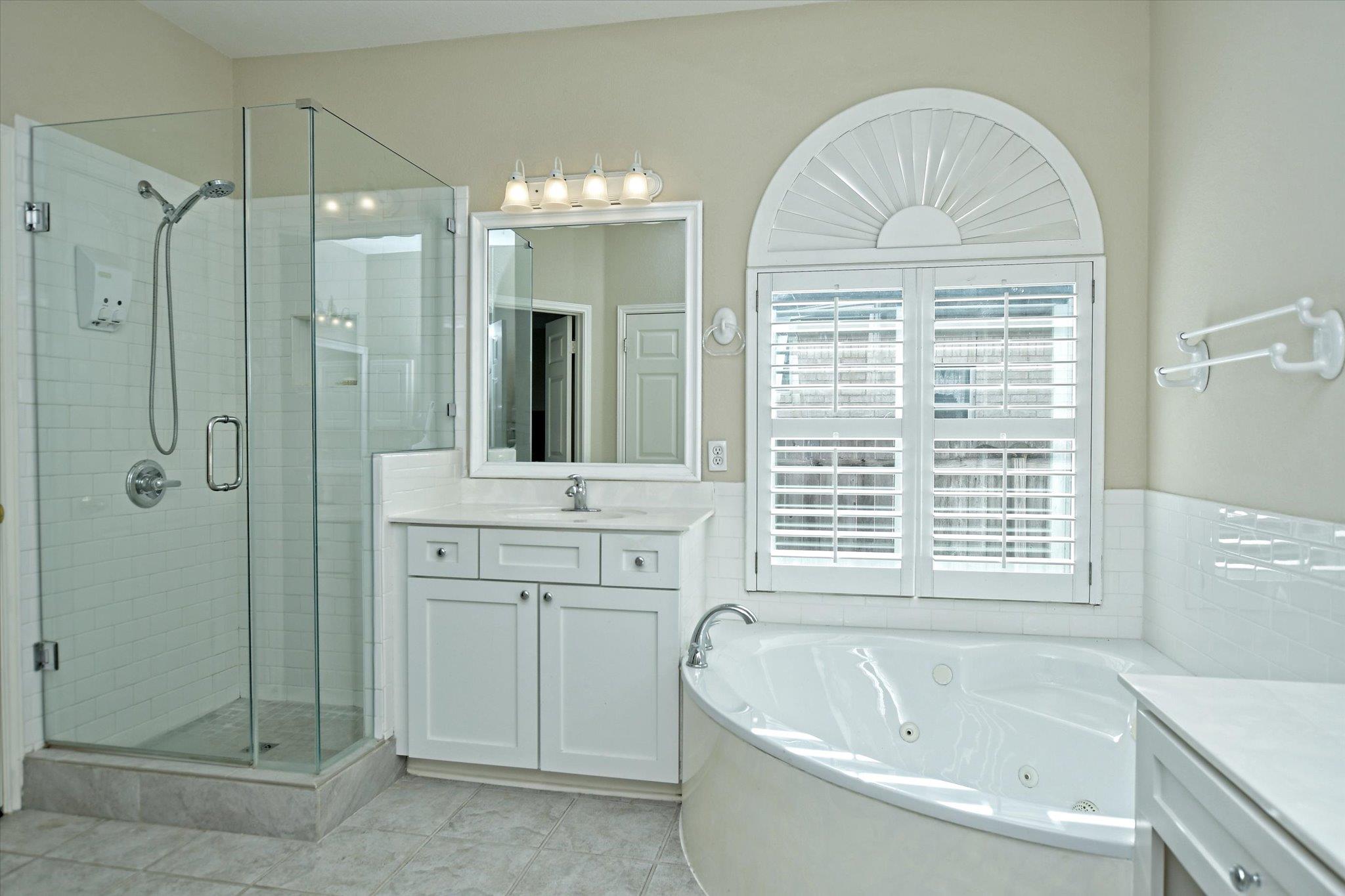 2720 Loyaga Dr, Round Rock, TX 78681