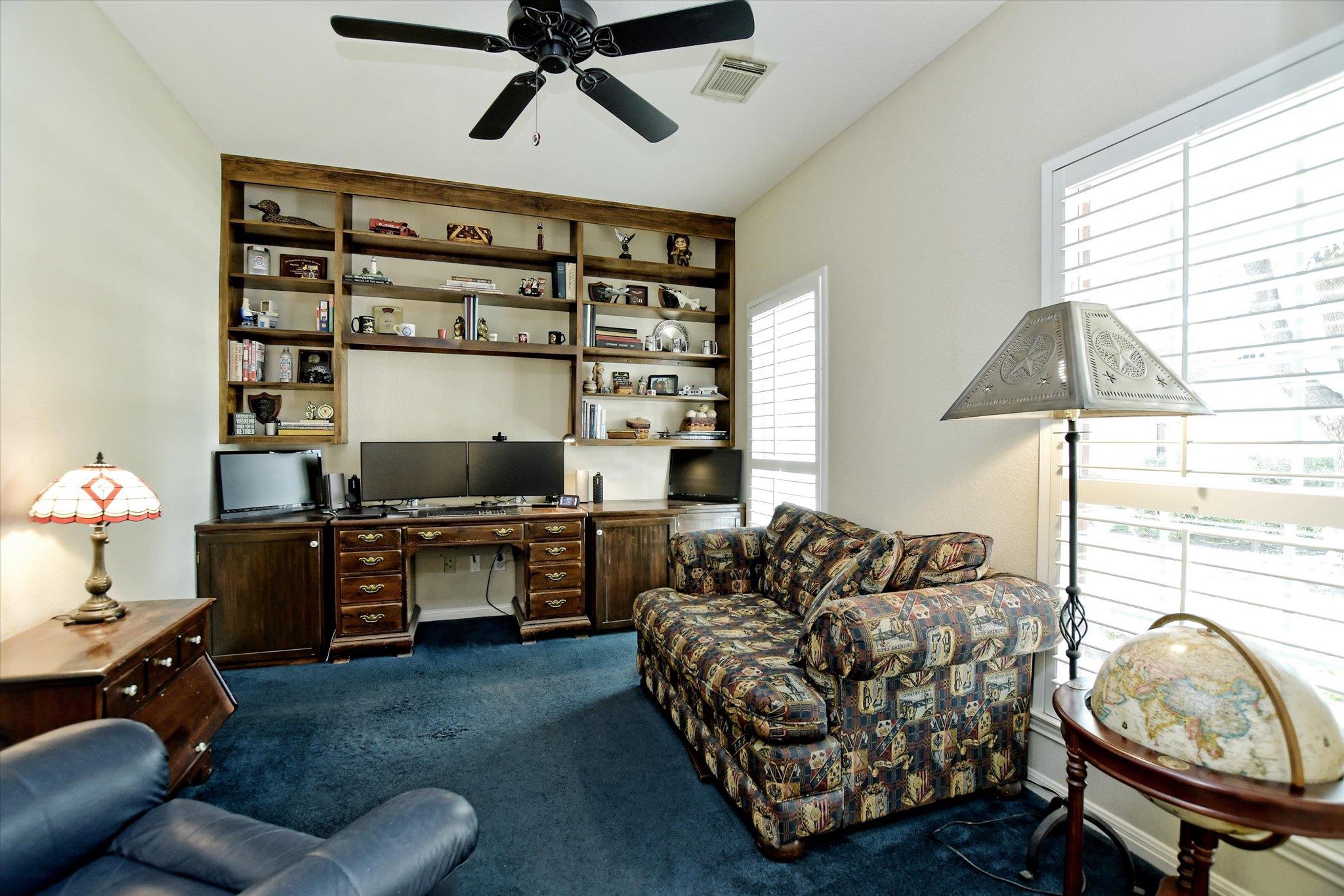 2720 Loyaga Dr, Round Rock, TX 78681