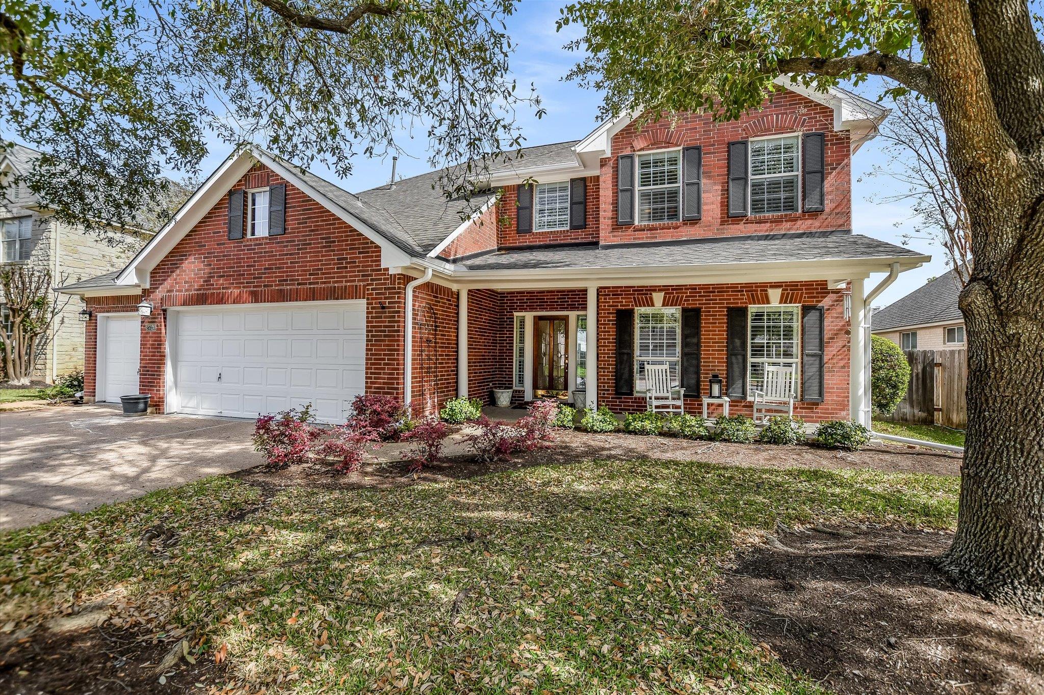 2720 Loyaga Dr, Round Rock, TX 78681