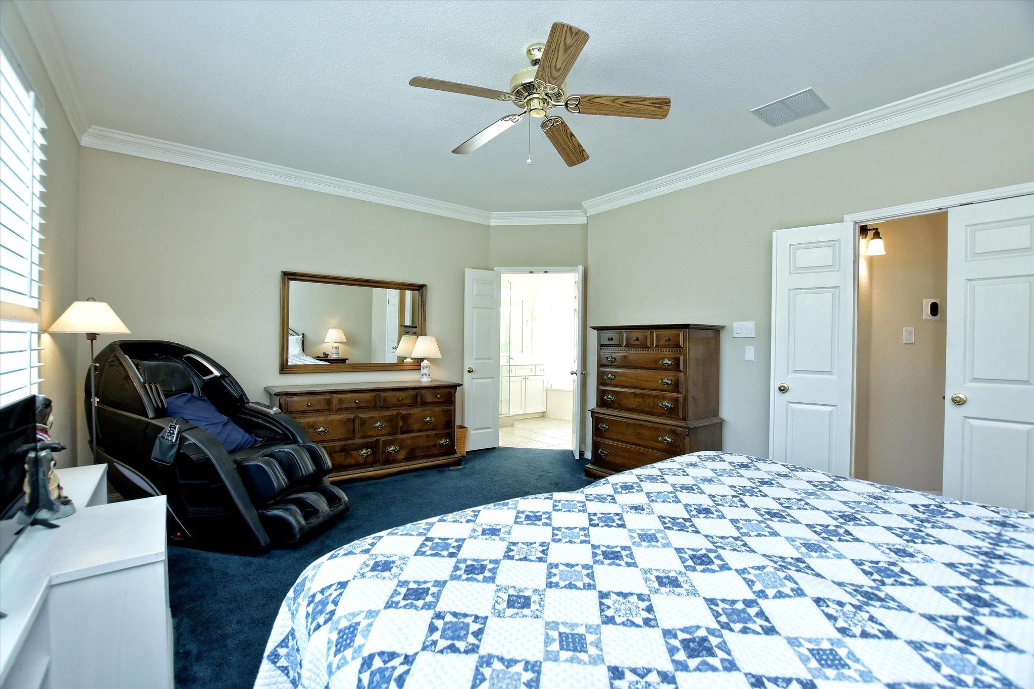 2720 Loyaga Dr, Round Rock, TX 78681