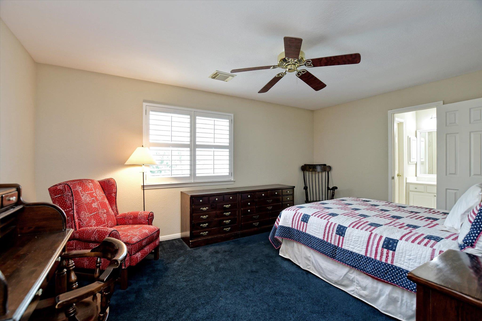 2720 Loyaga Dr, Round Rock, TX 78681