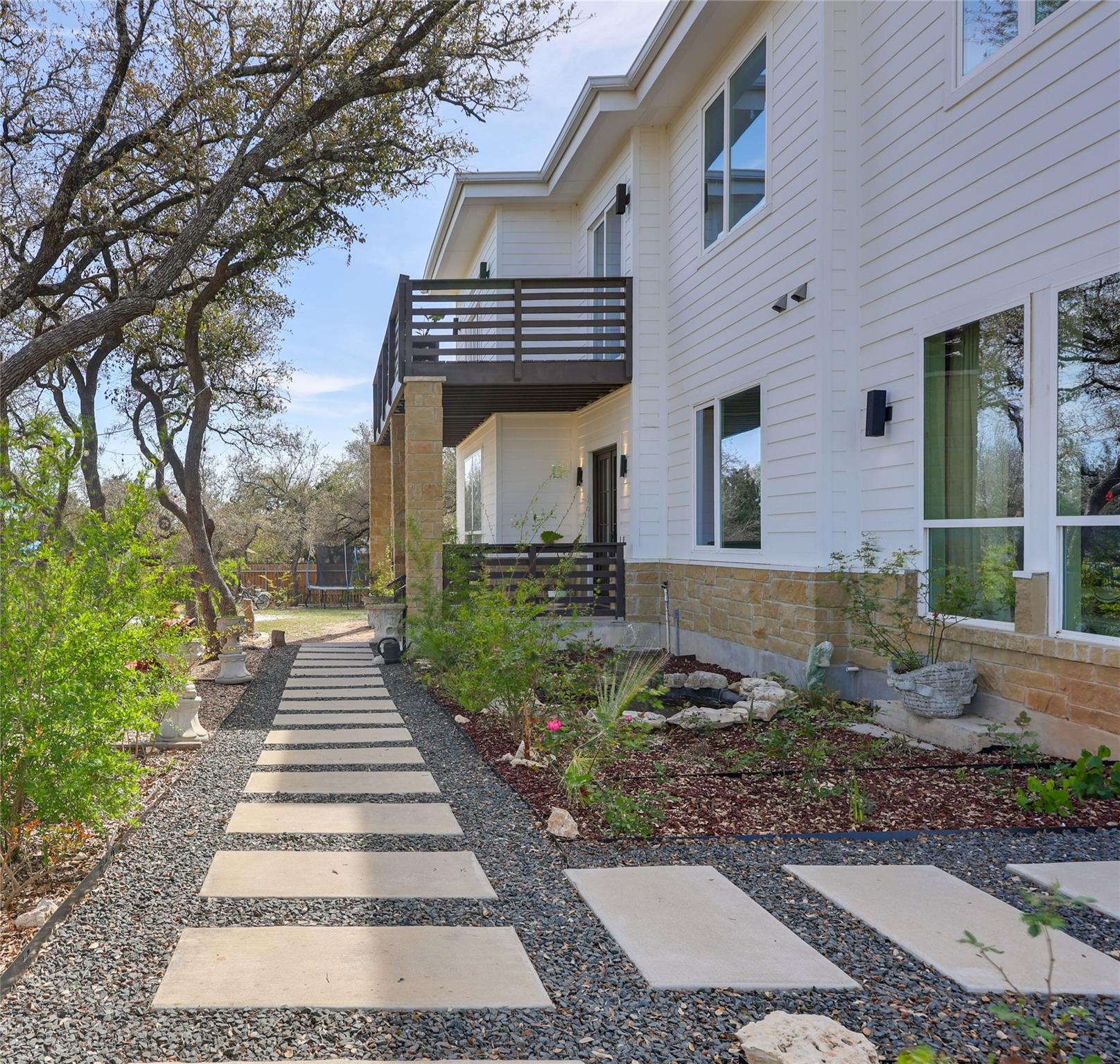 20503 Bonanza St, Lago Vista, TX 78645