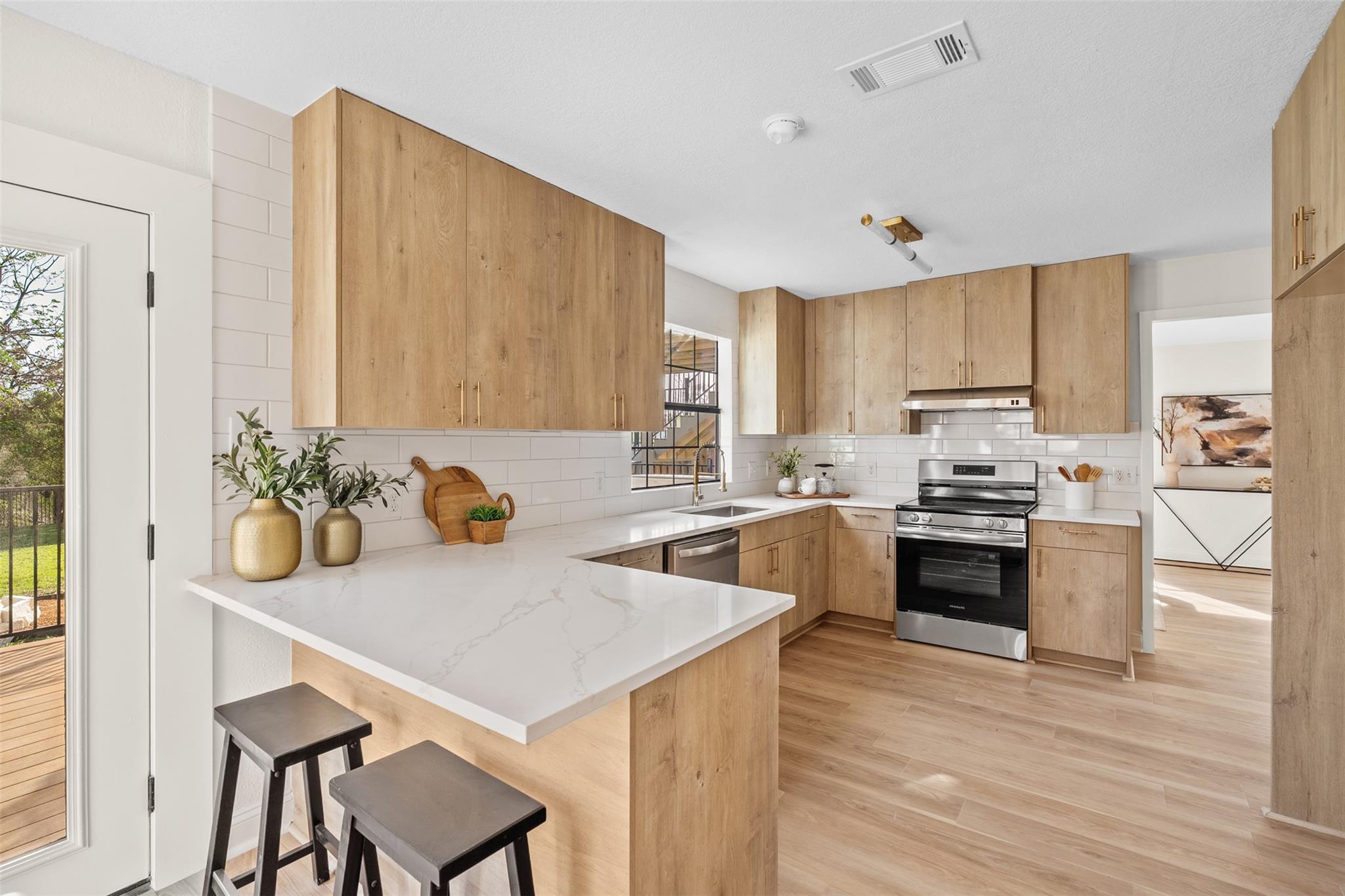 129 Ridgecrest Rd, Georgetown, TX 78628