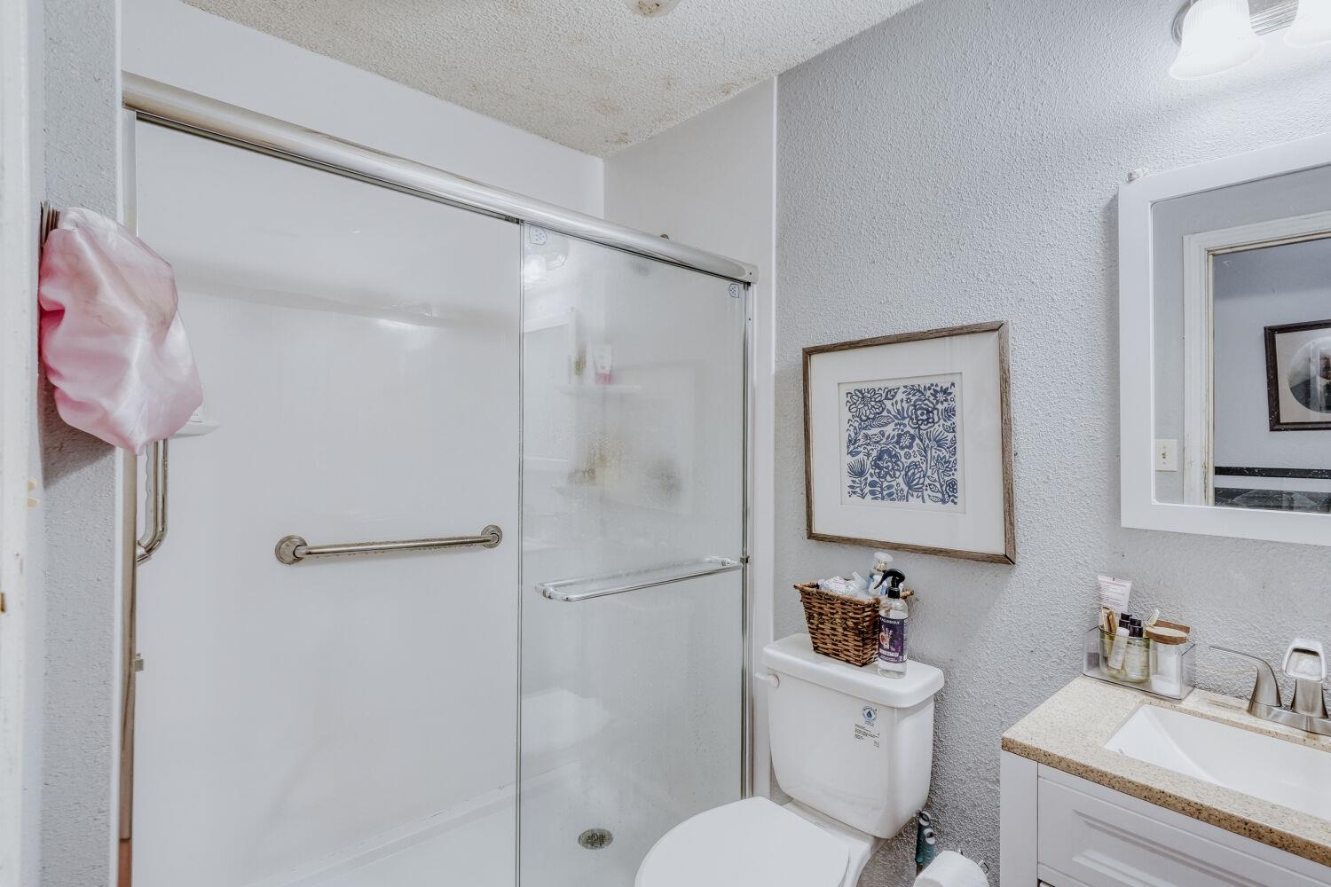 6901 Raccoon Run, Austin, TX 78736