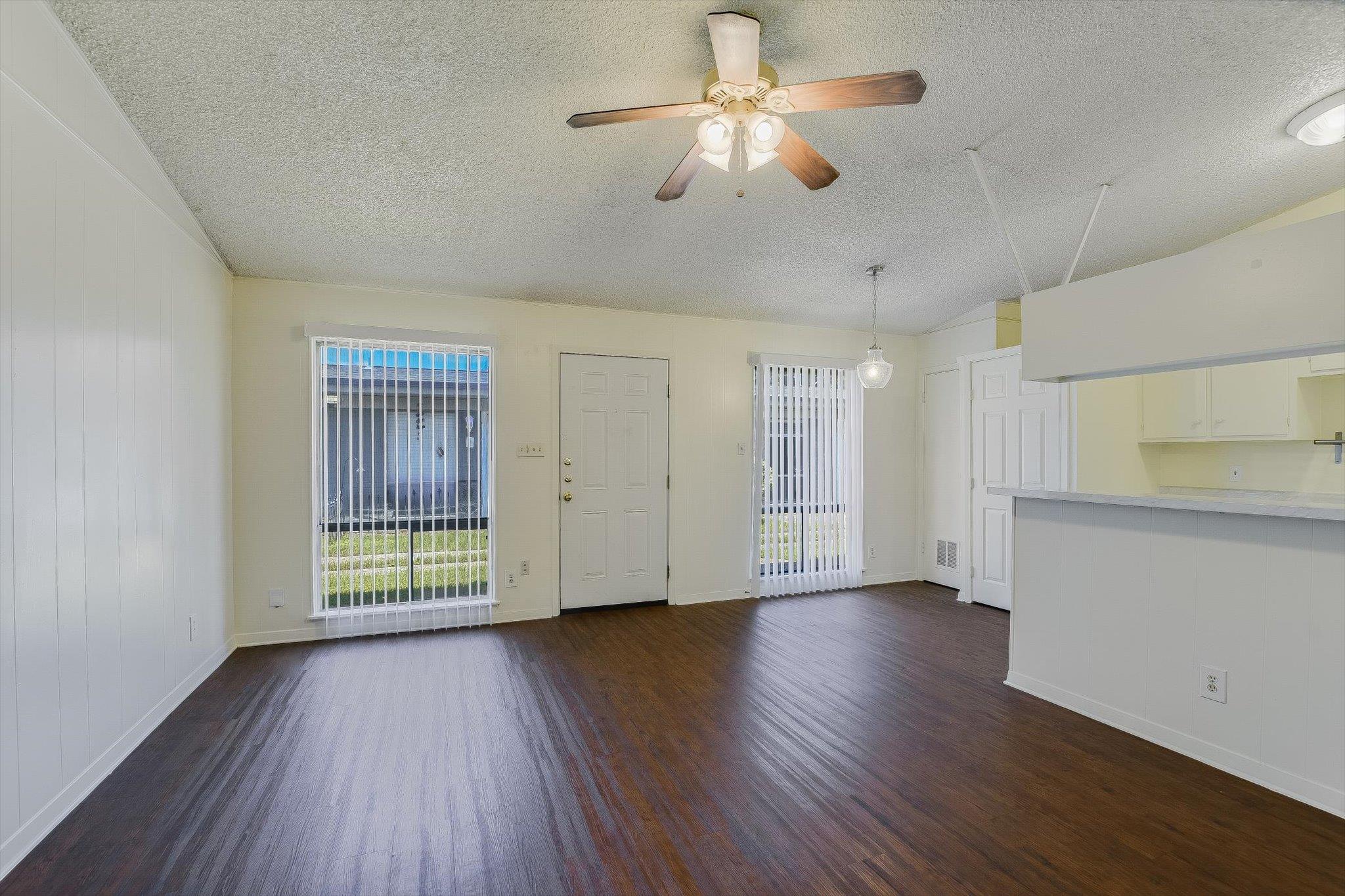 612 W 51st St # 103, Austin, TX 78751