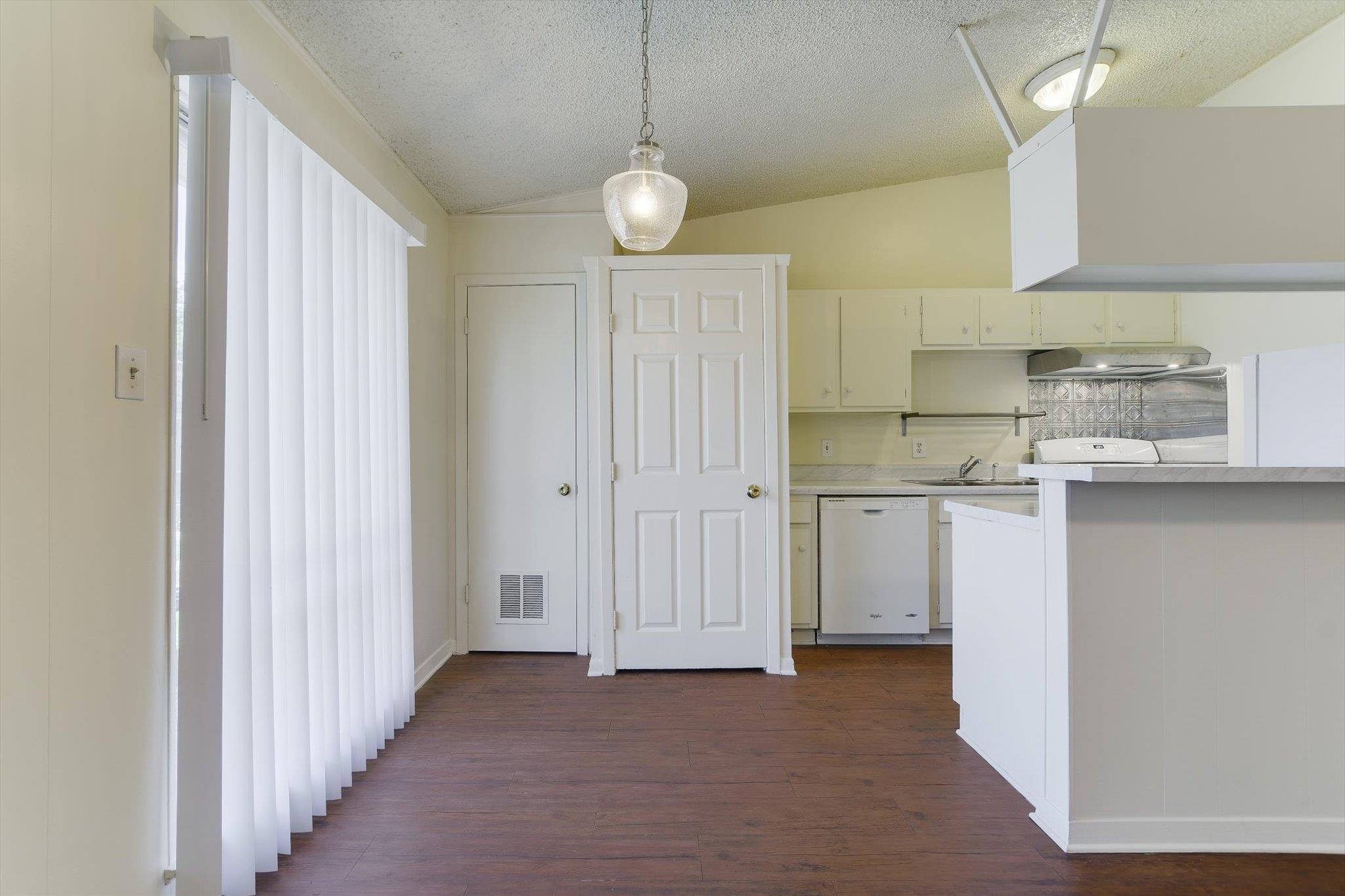 612 W 51st St # 103, Austin, TX 78751
