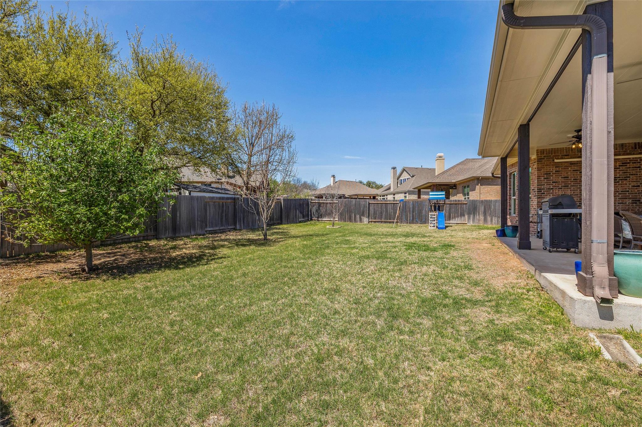 151 Swallowtail Dr, Austin, TX 78737