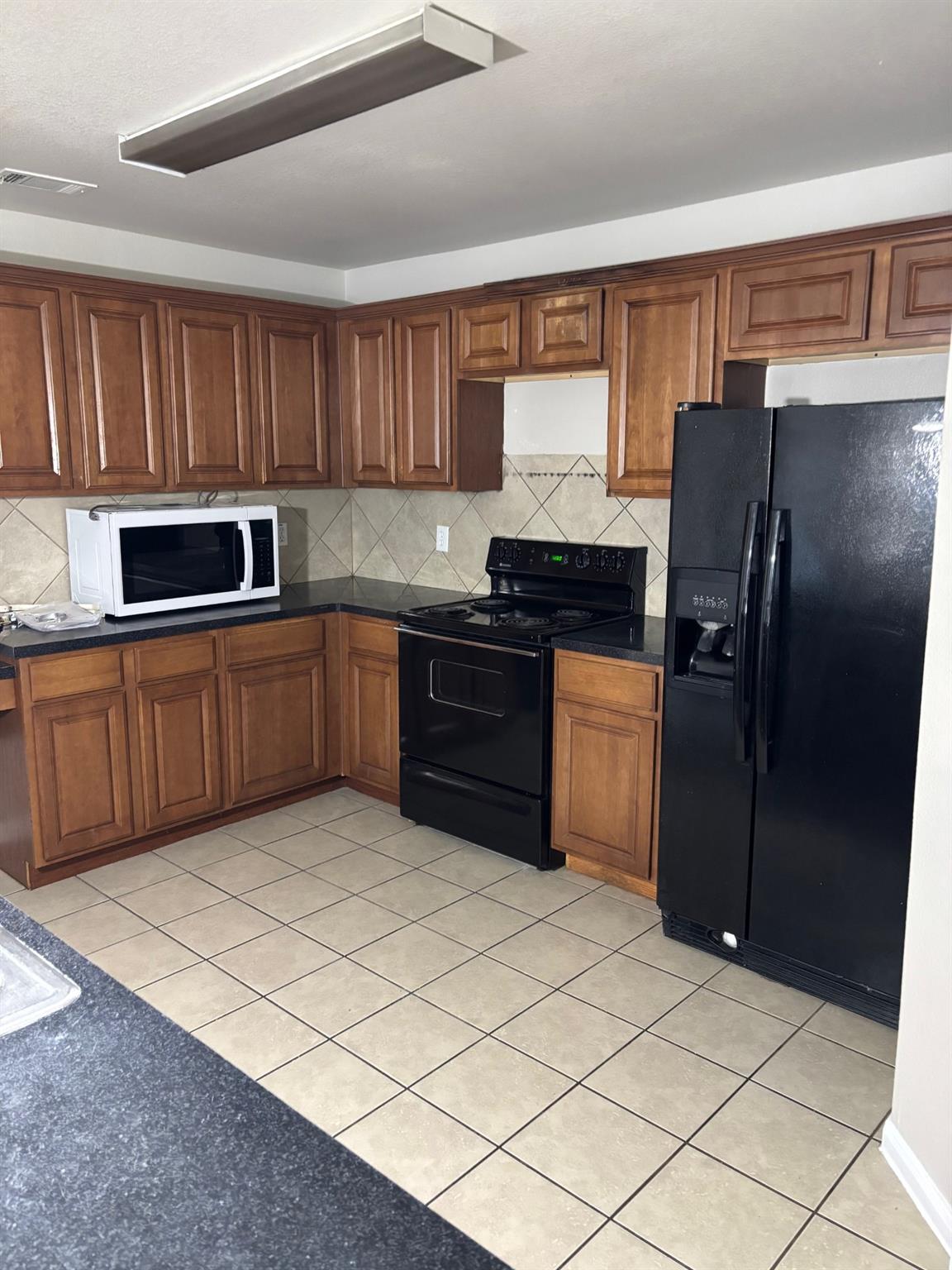 1410 Bergin Ct # B, Georgetown, TX 78626