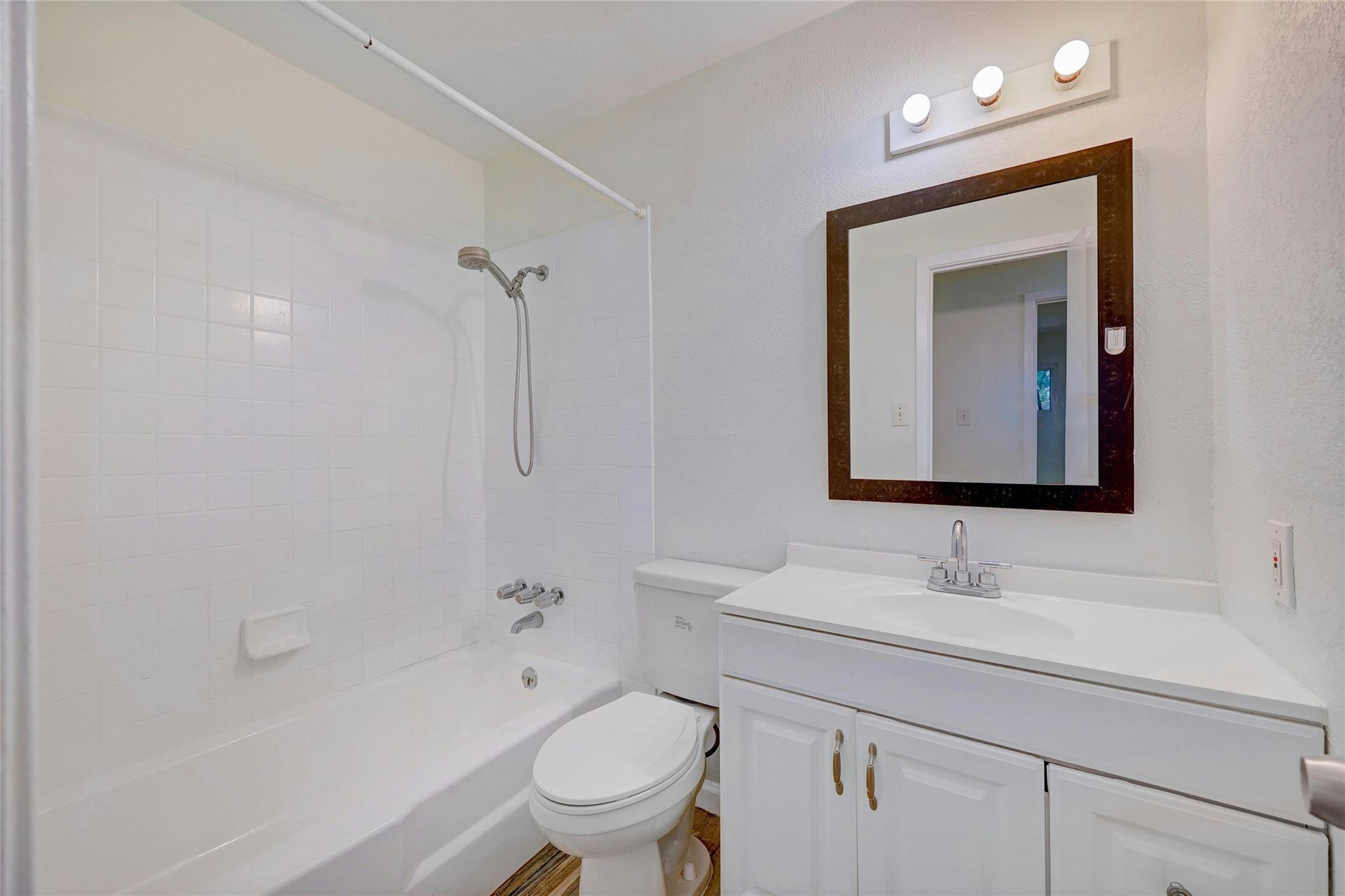 8835 Tallwood Dr, Austin, TX 78759