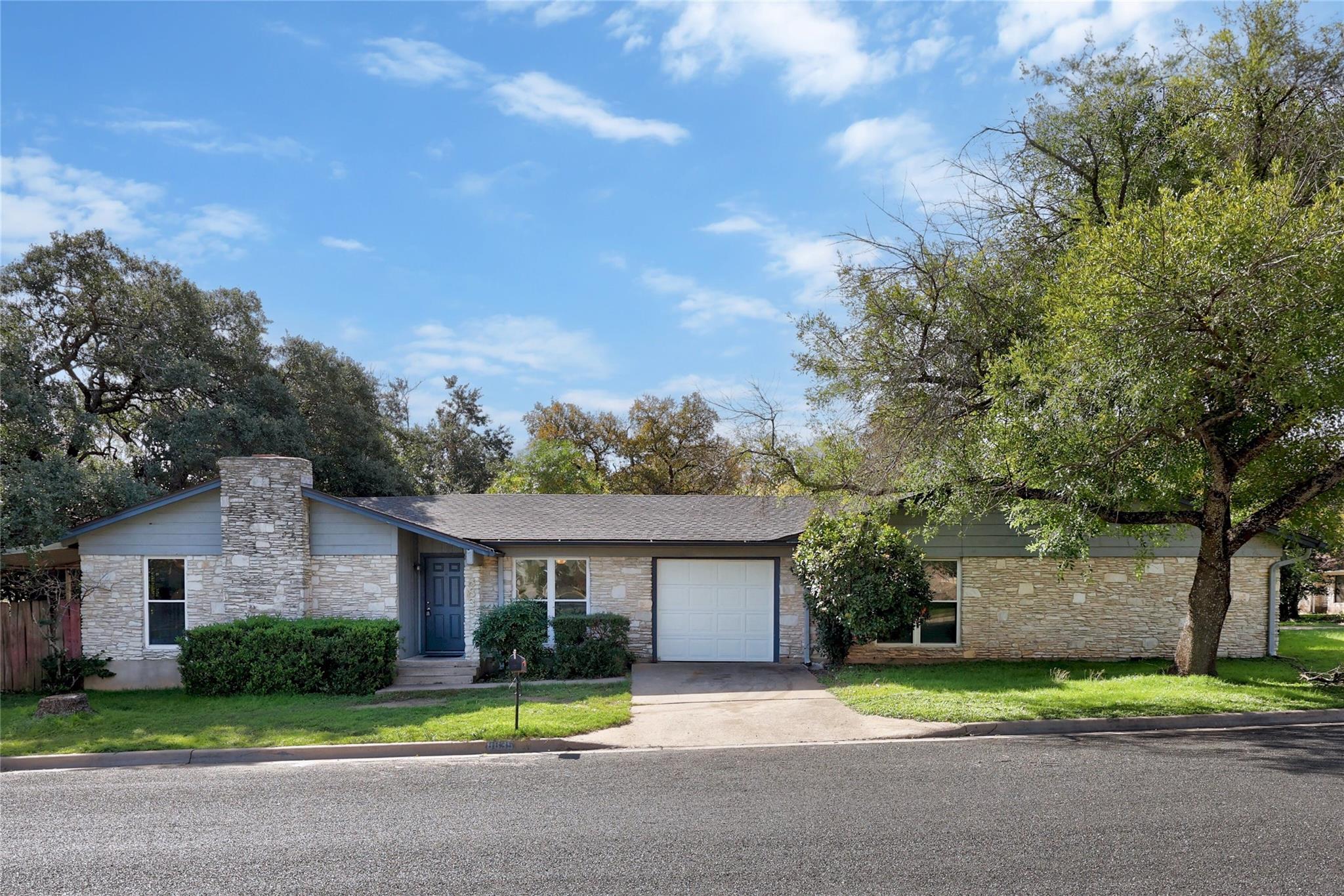 8835 Tallwood Dr, Austin, TX 78759