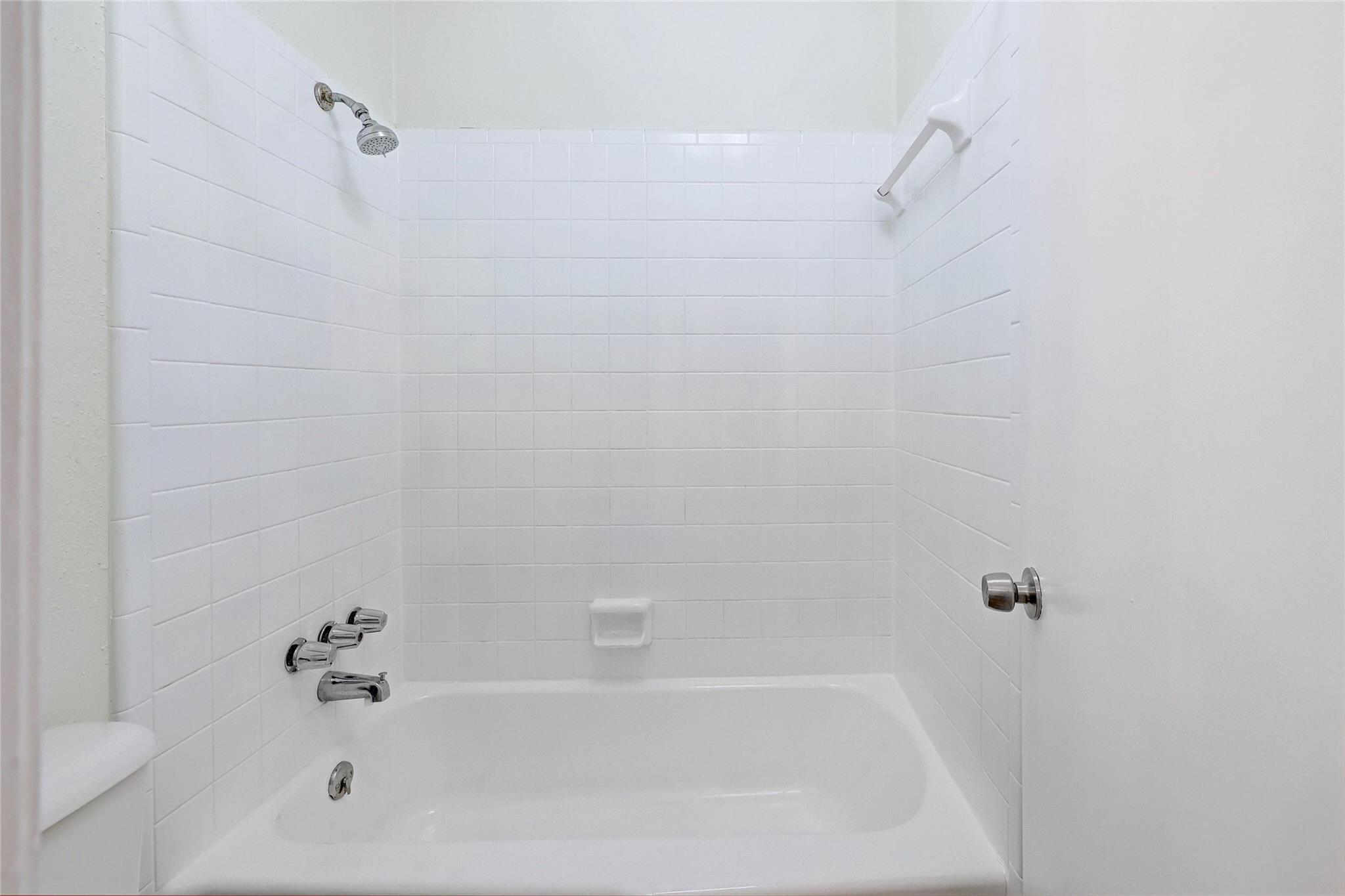 8835 Tallwood Dr, Austin, TX 78759