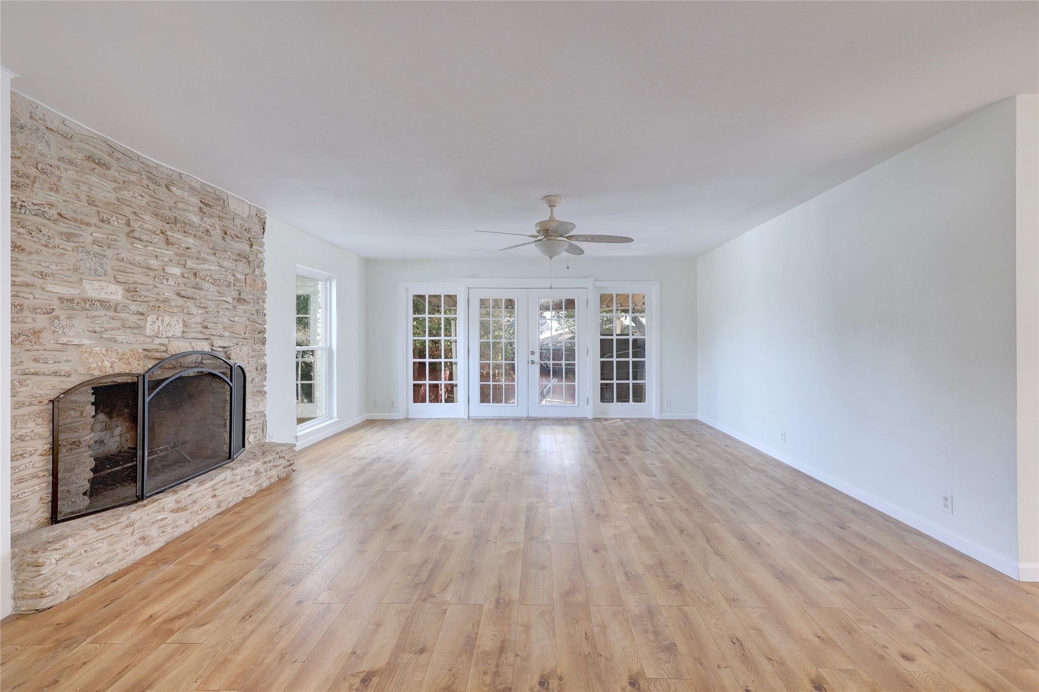 8835 Tallwood Dr, Austin, TX 78759