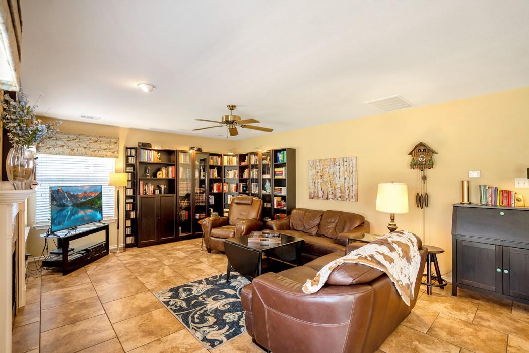 412 Derby Ln, Georgetown, TX 78626