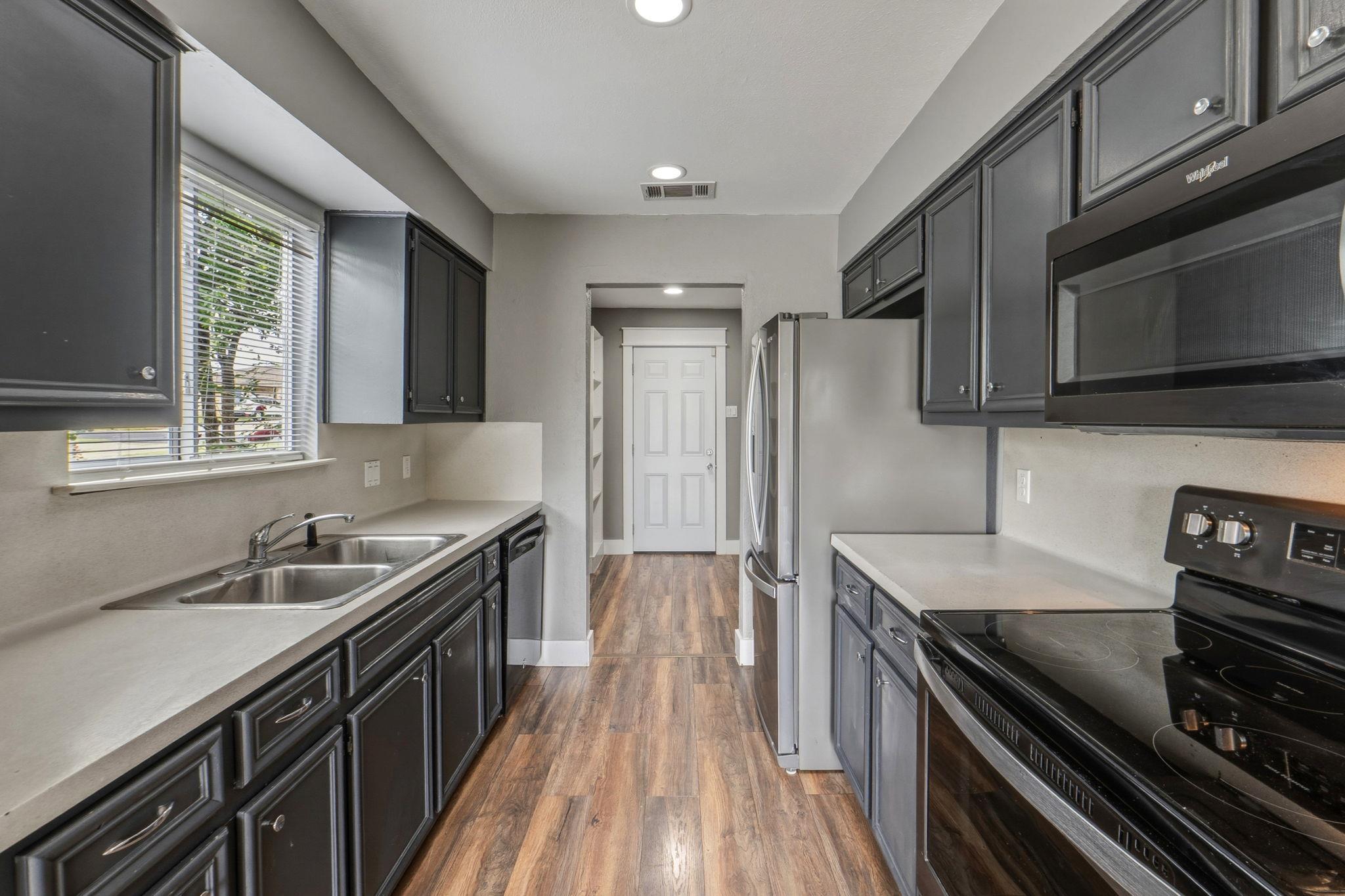 3910 Stoney Hl, Round Rock, TX 78681