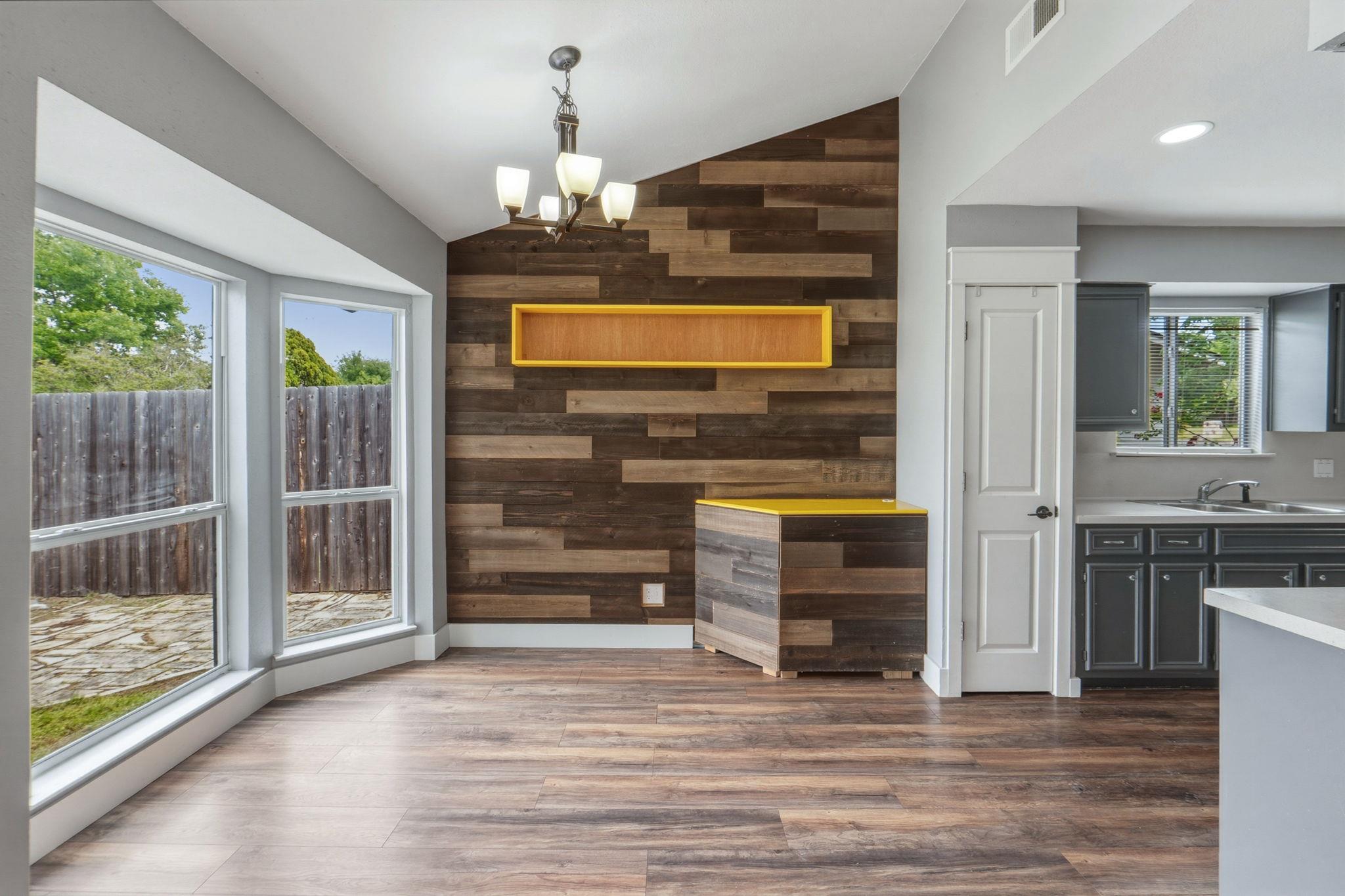 3910 Stoney Hl, Round Rock, TX 78681