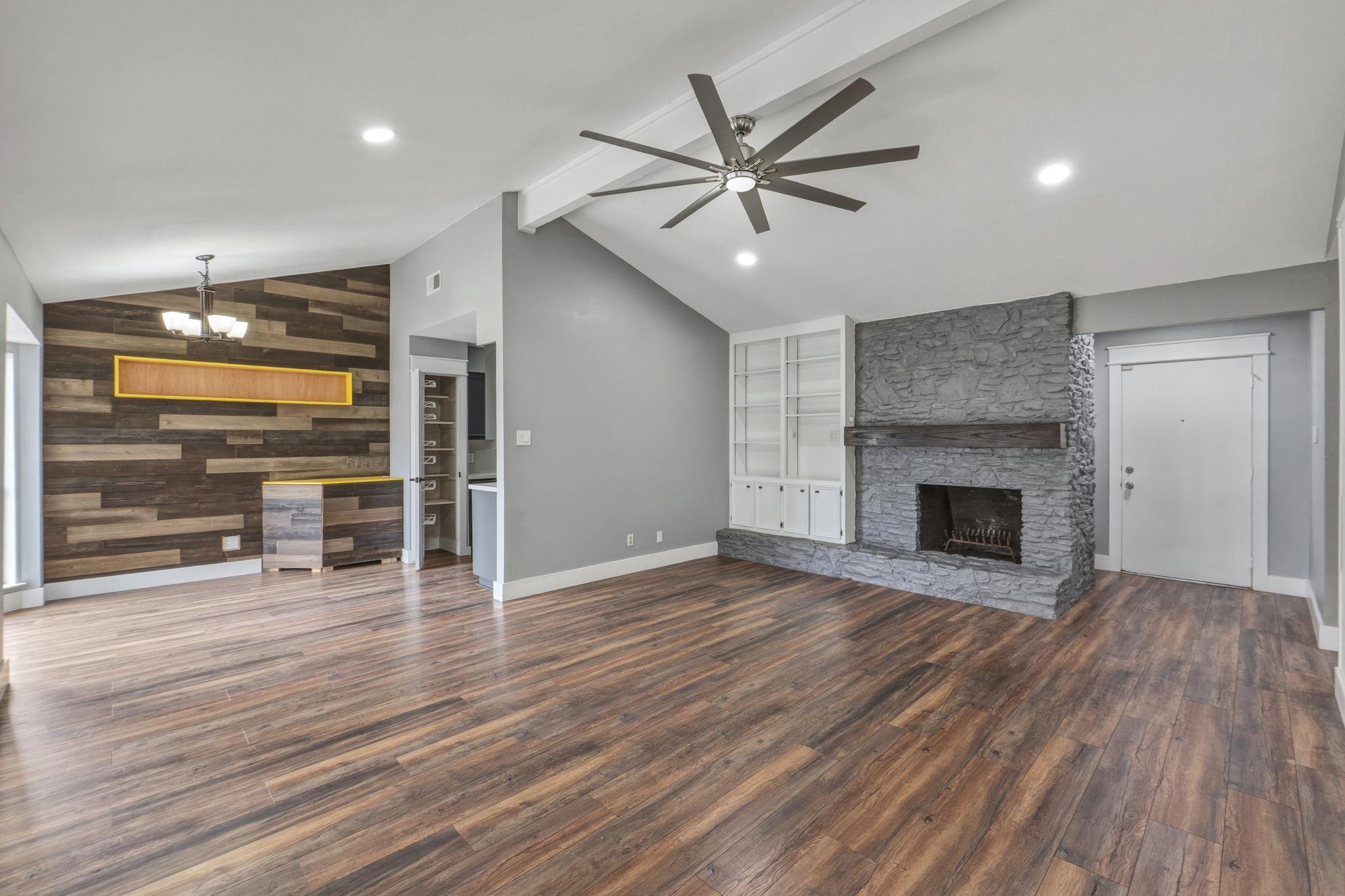 3910 Stoney Hl, Round Rock, TX 78681