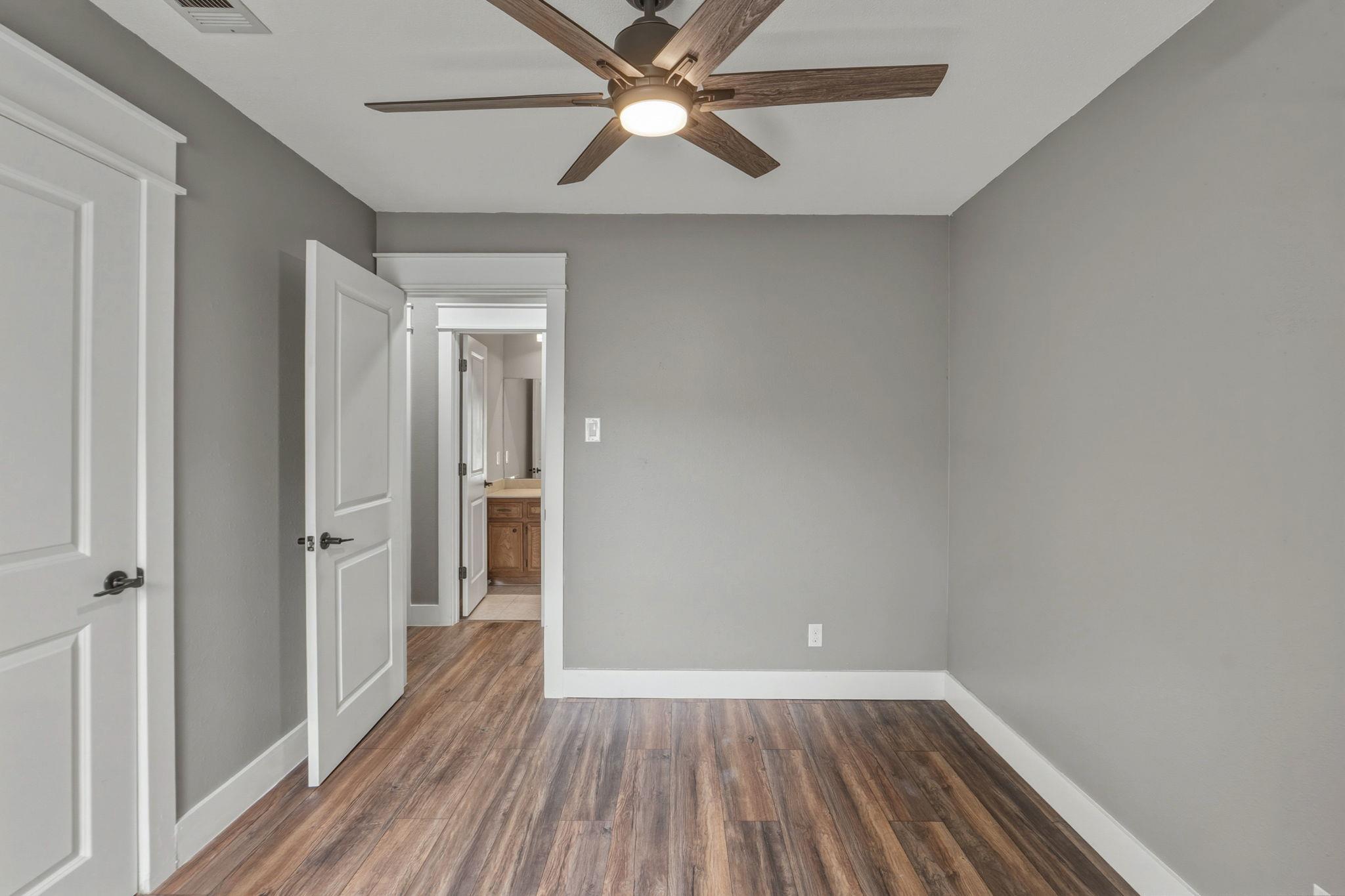 3910 Stoney Hl, Round Rock, TX 78681