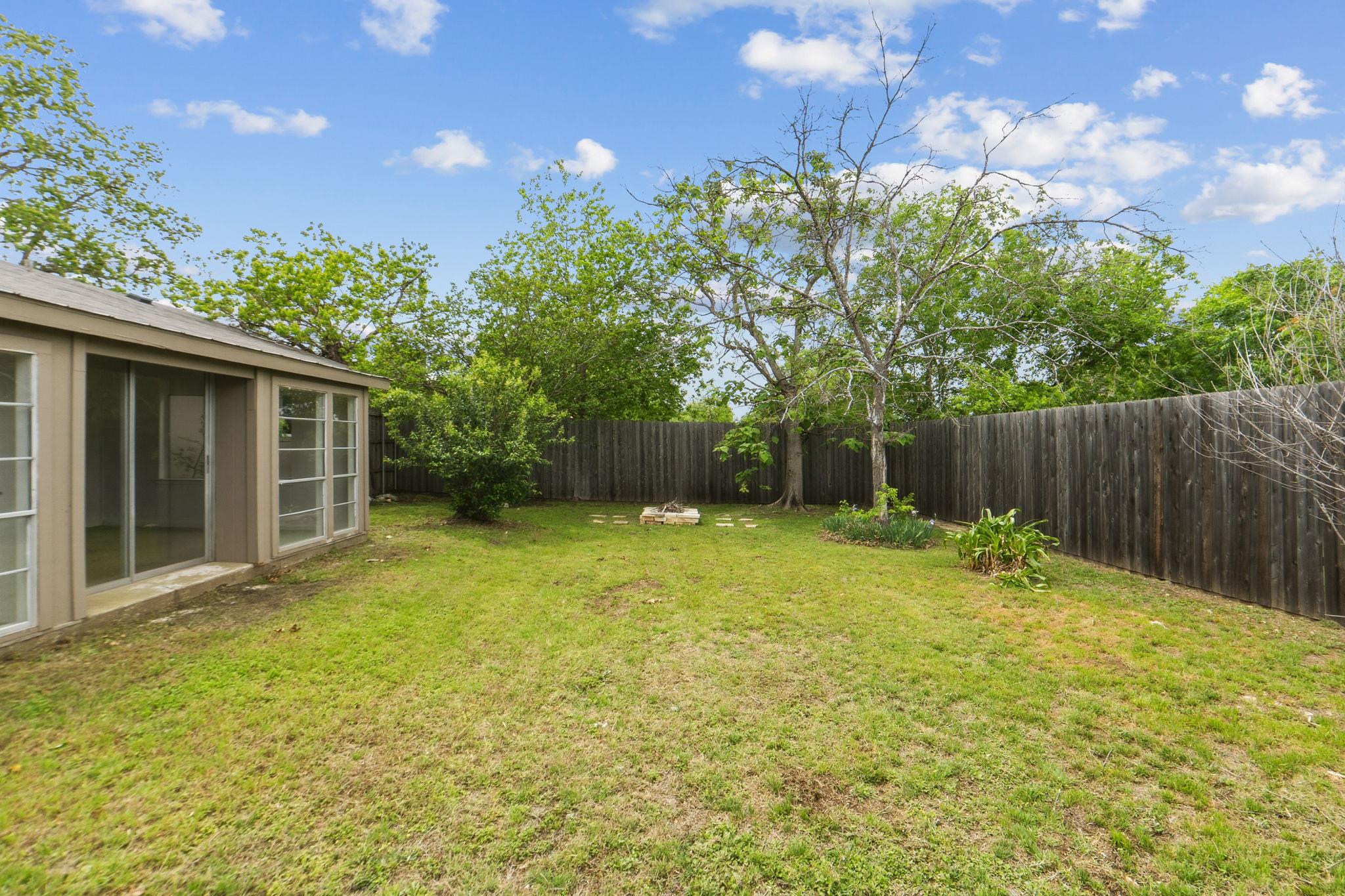 3910 Stoney Hl, Round Rock, TX 78681