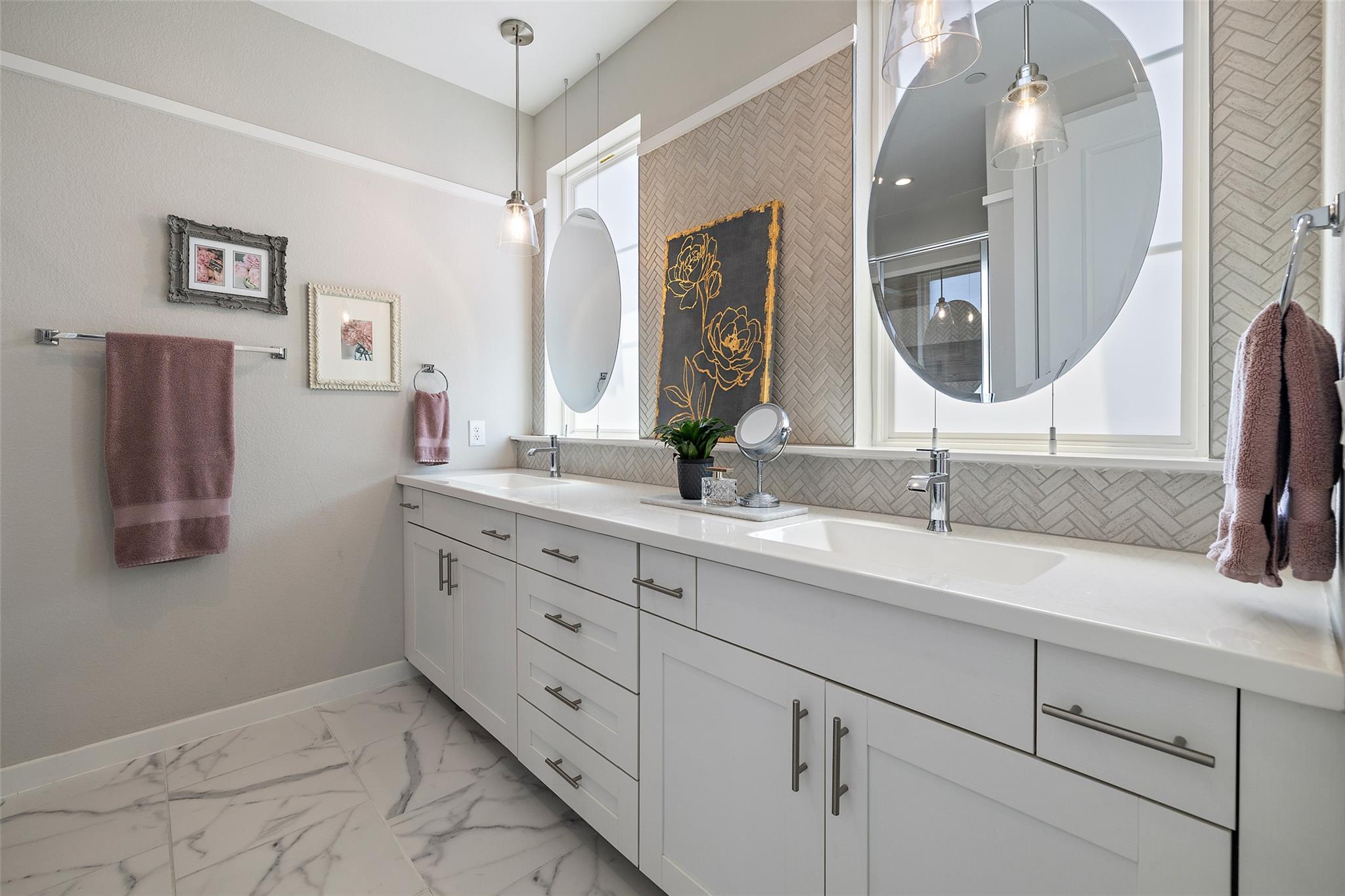 12001 Vista Parke Dr # 1402, Austin, TX 78726