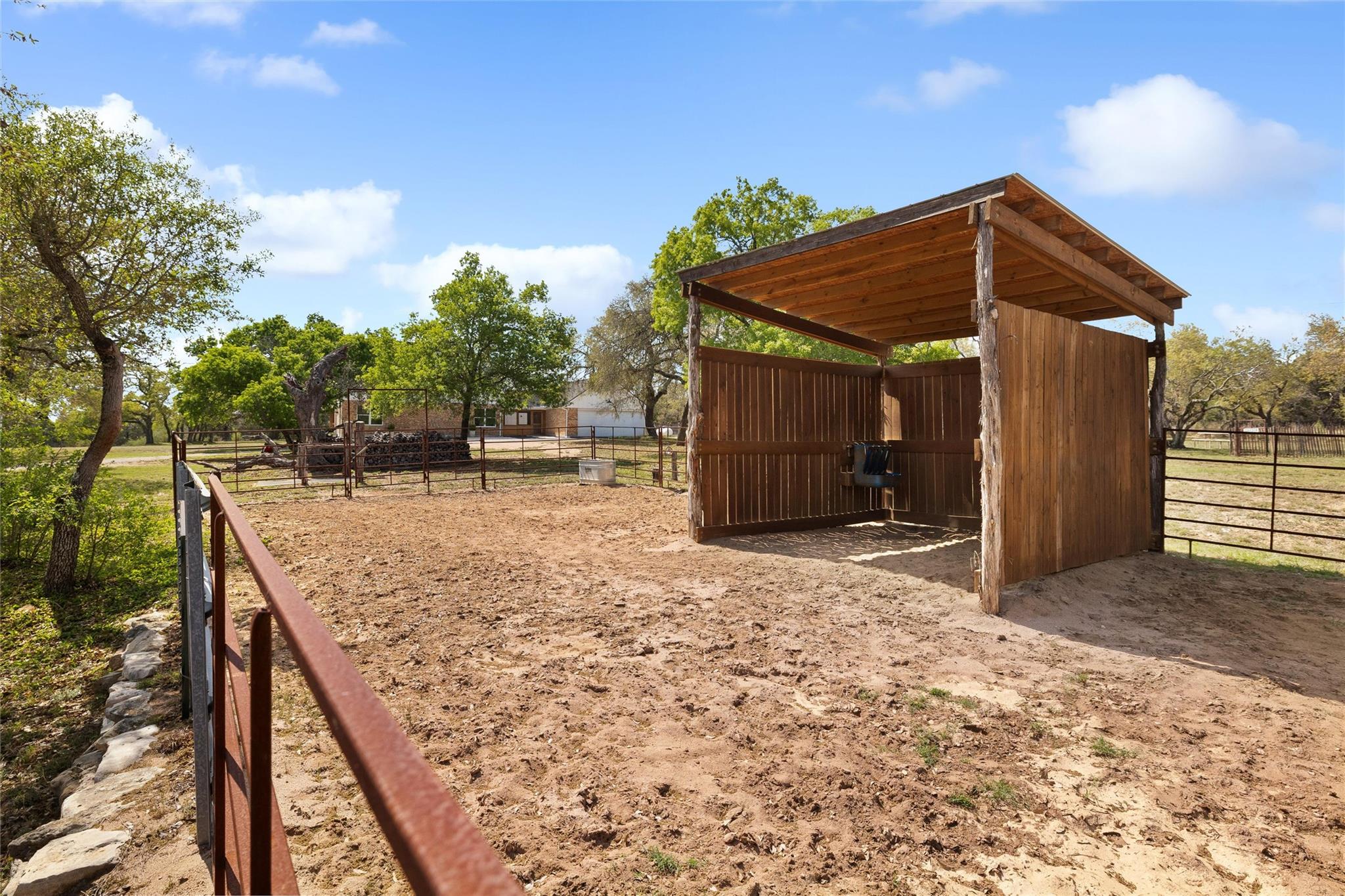 801 Butler Ranch Rd, Dripping Springs, TX 78620