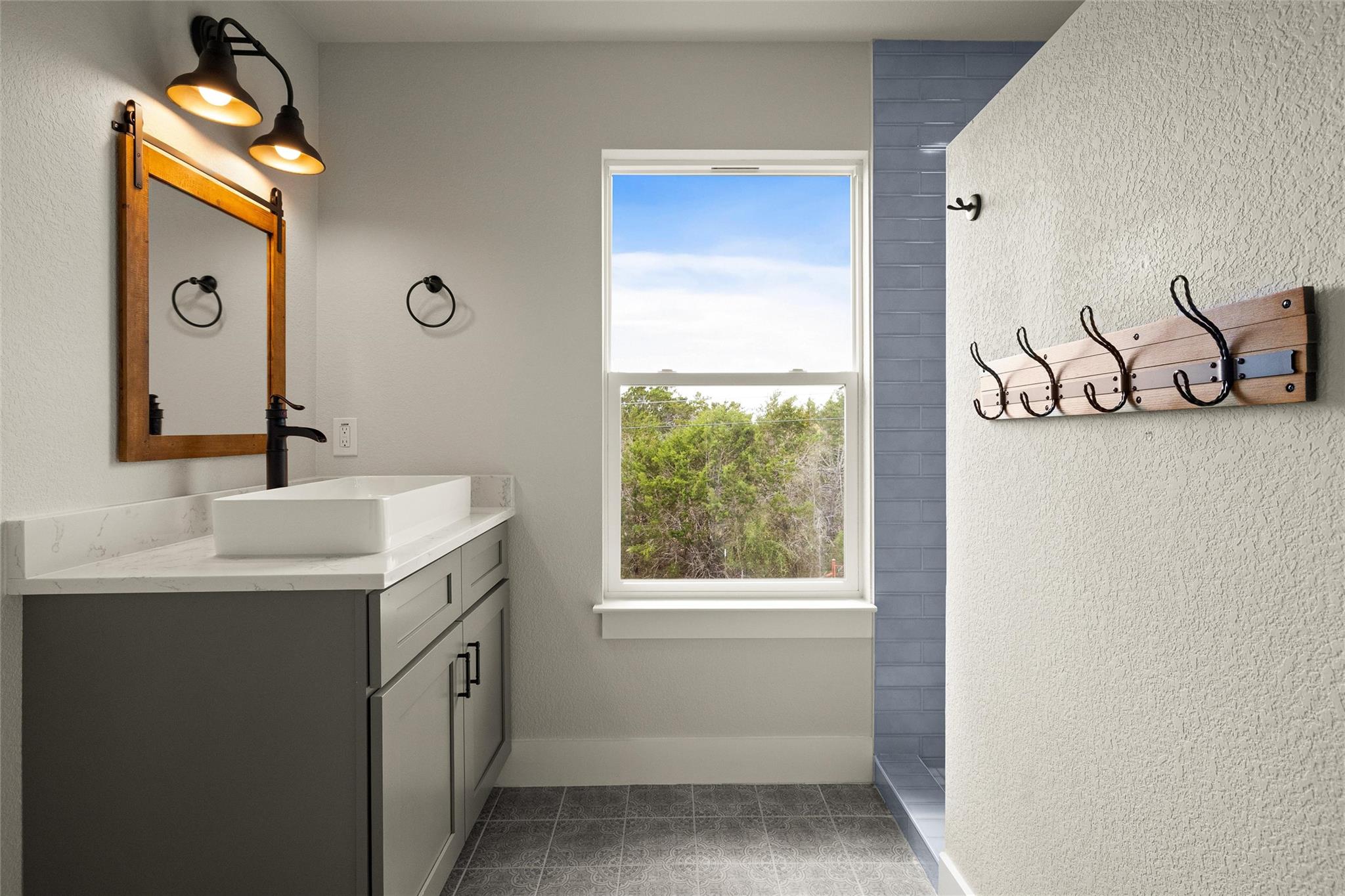 801 Butler Ranch Rd, Dripping Springs, TX 78620