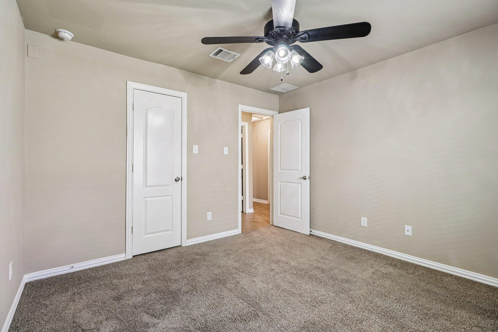 109 Mollie Dr, Hutto, TX 78634