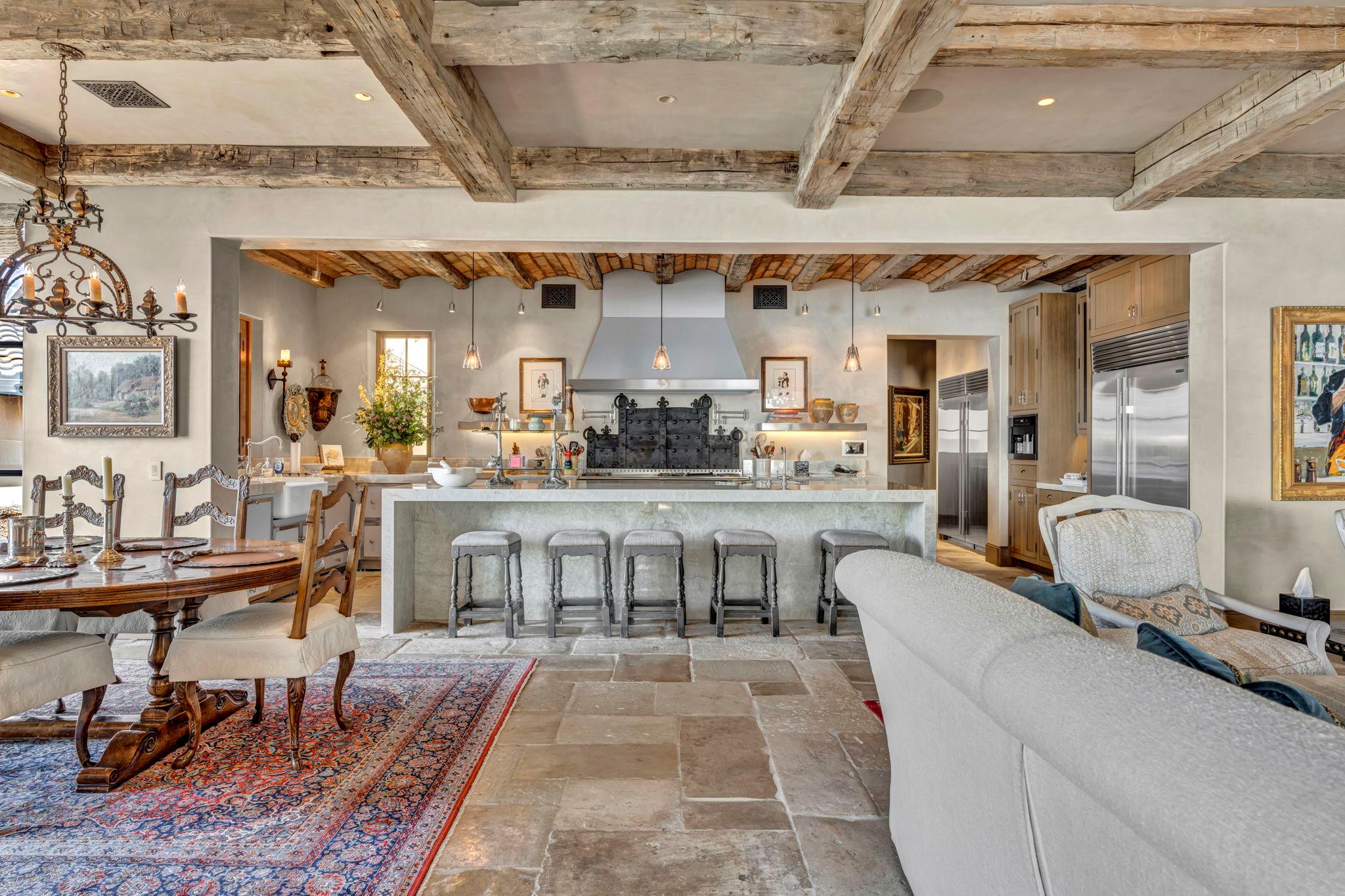 419 Lighthouse Dr, Horseshoe Bay, TX 78657