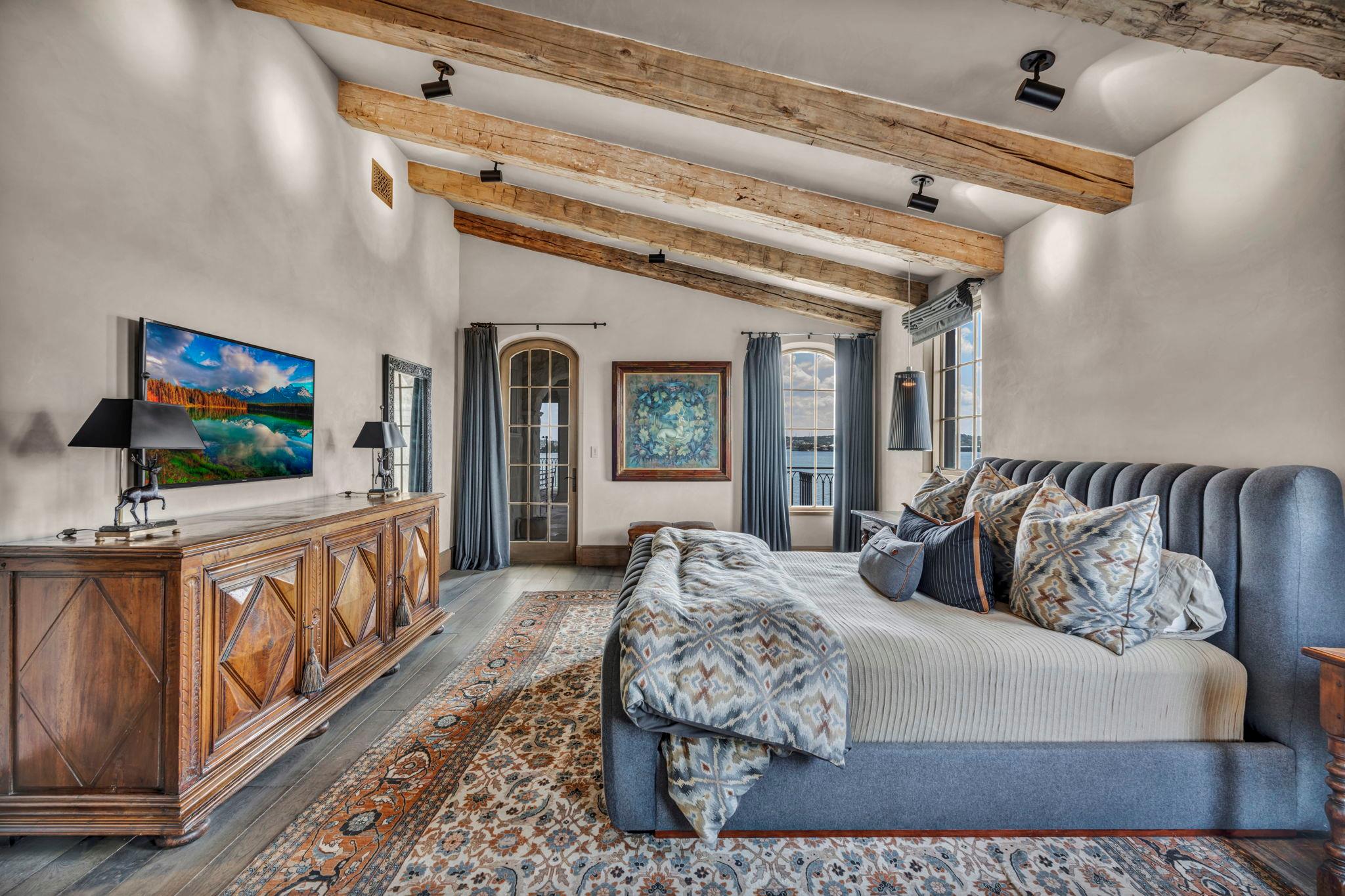 419 Lighthouse Dr, Horseshoe Bay, TX 78657