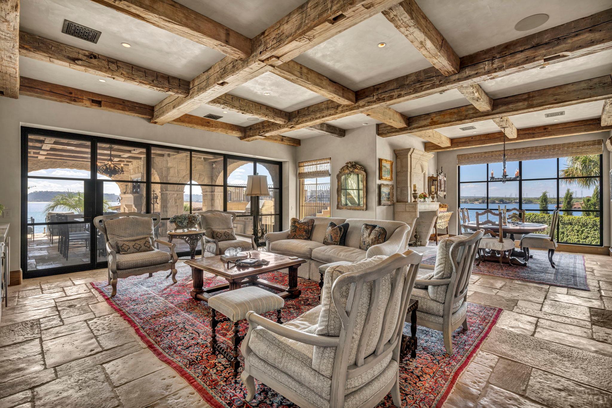 419 Lighthouse Dr, Horseshoe Bay, TX 78657