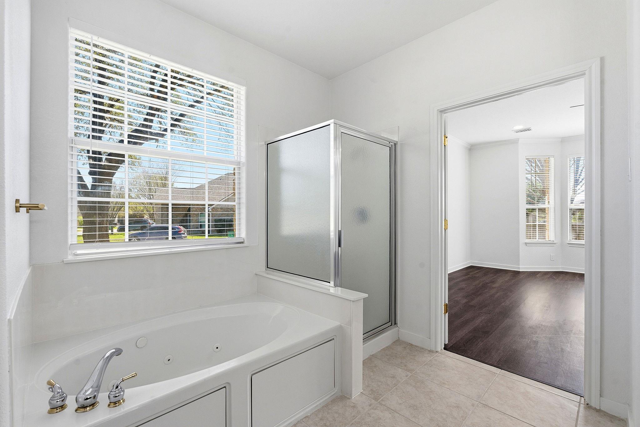 901 Ambrose Dr, Pflugerville, TX 78660