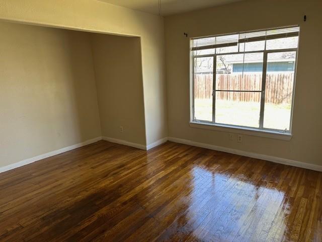 802 Magnolia Ln, Cottonwood Shores, TX 78657