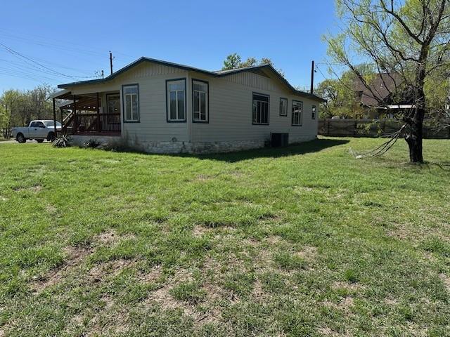 802 Magnolia Ln, Cottonwood Shores, TX 78657