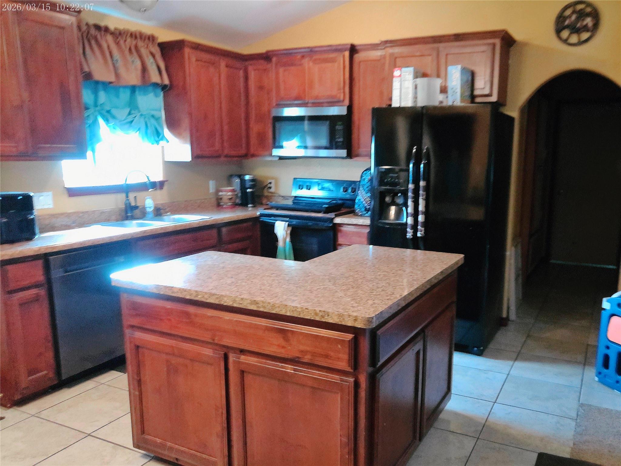 2465 County Road 314, Rockdale, TX 76567