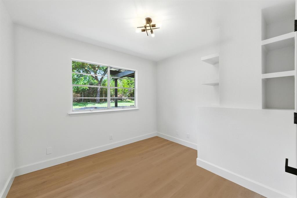 8520 Bradford Dr, Austin, TX 78758