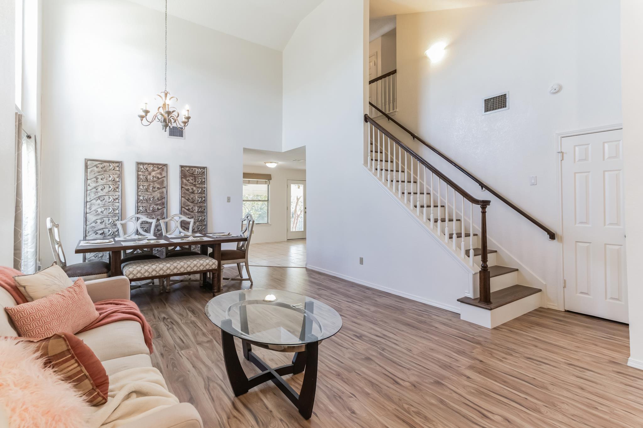 7801 Callbram Ln, Austin, TX 78736