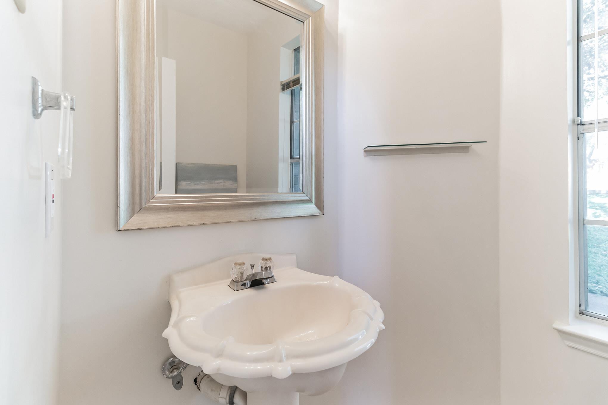 7801 Callbram Ln, Austin, TX 78736