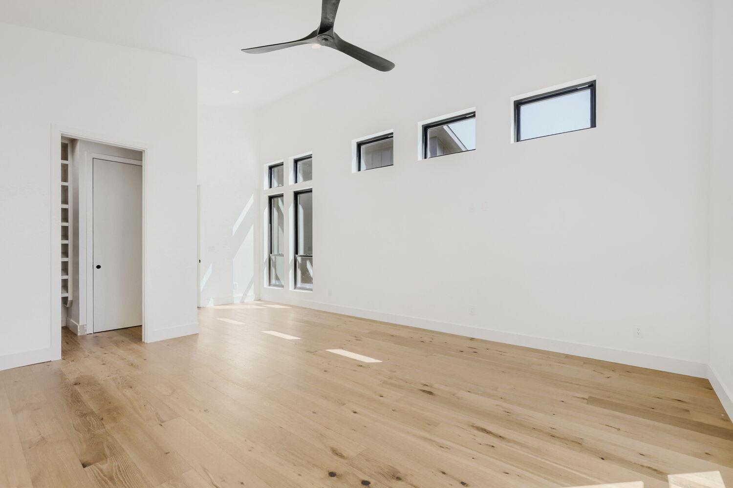 504 District Ln, Lago Vista, TX 78645