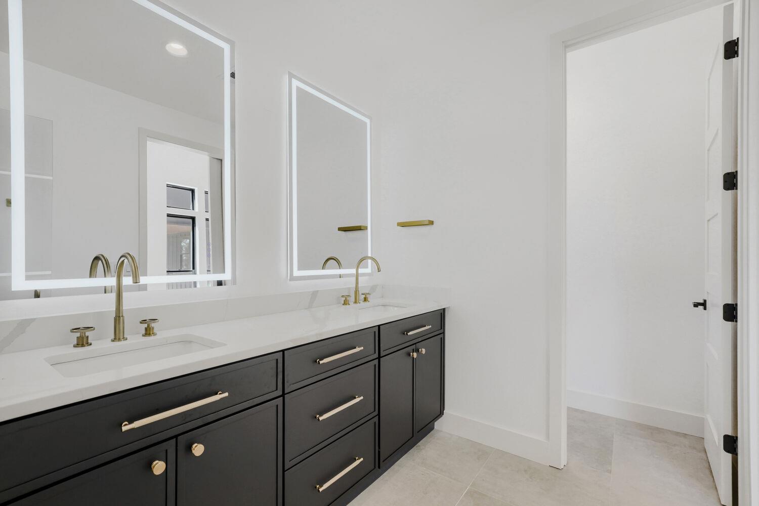 504 District Ln, Lago Vista, TX 78645