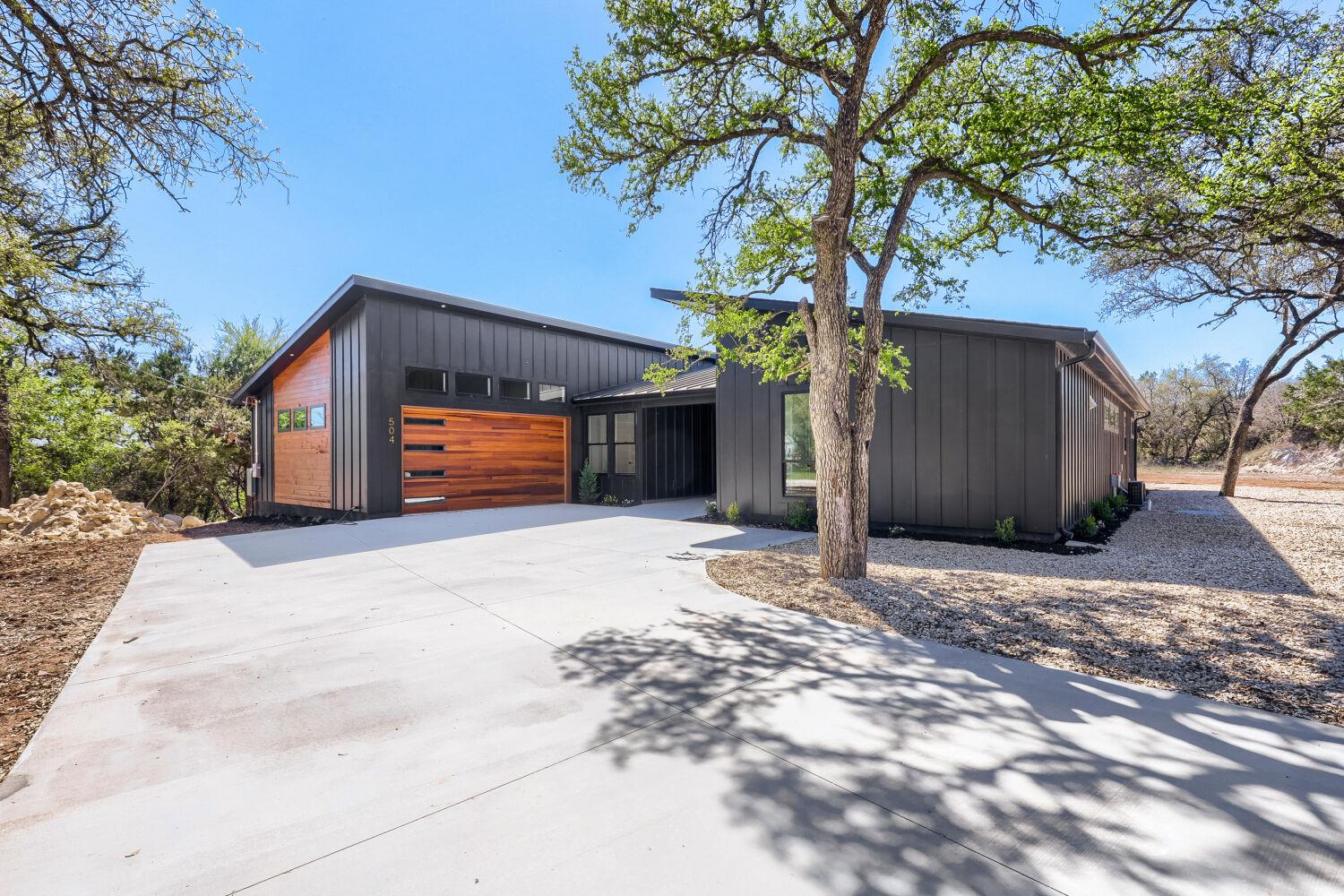 504 District Ln, Lago Vista, TX 78645