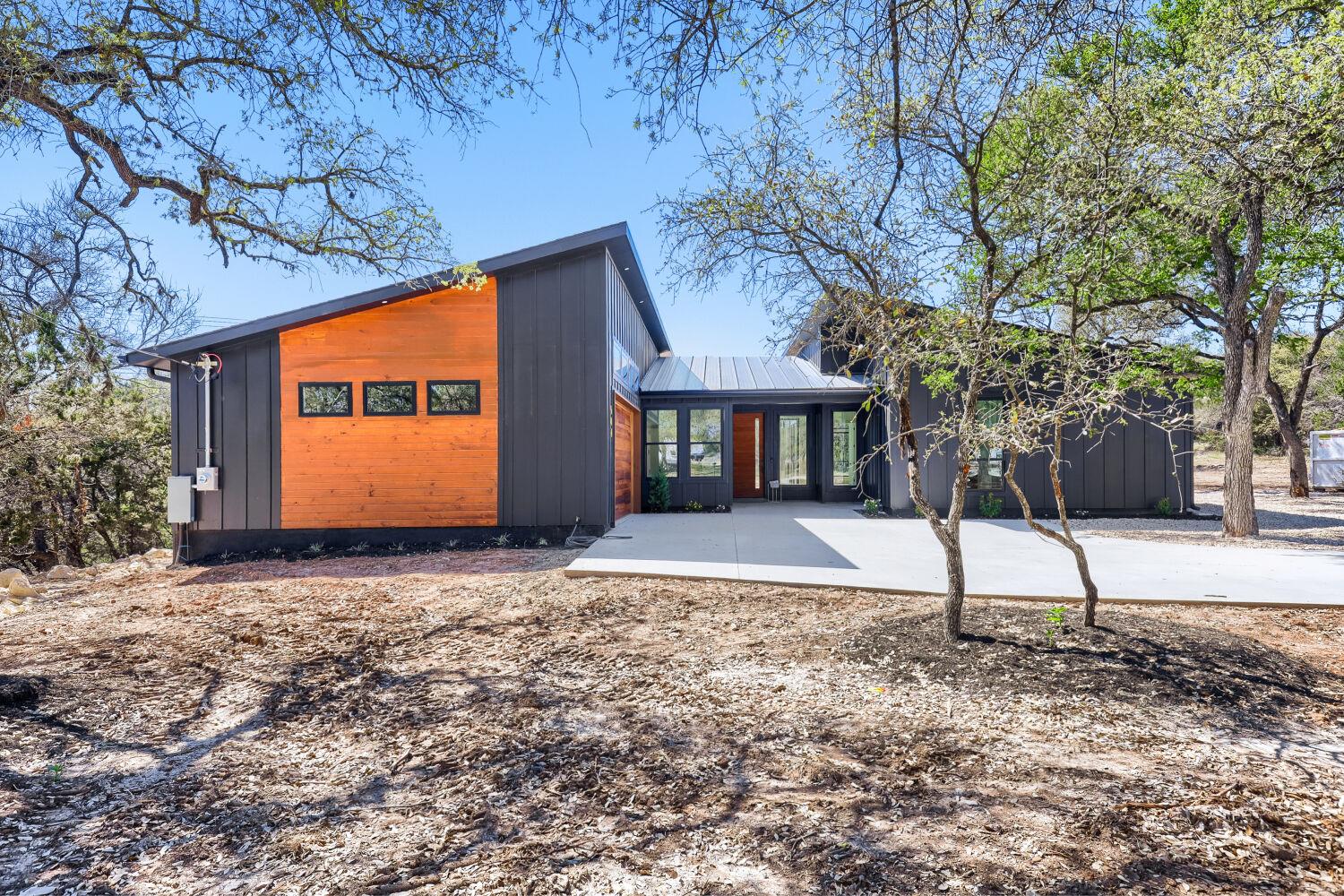 504 District Ln, Lago Vista, TX 78645