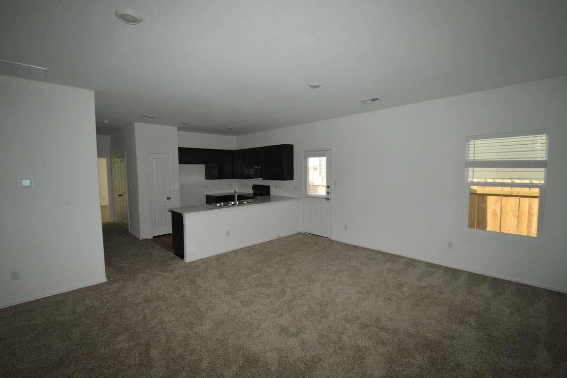 404 E Bass Dr, Bastrop, TX 78602