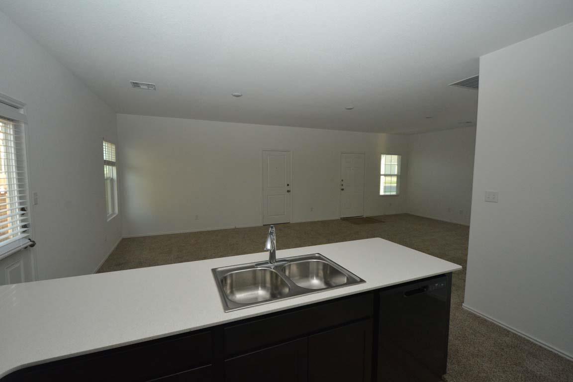 404 E Bass Dr, Bastrop, TX 78602