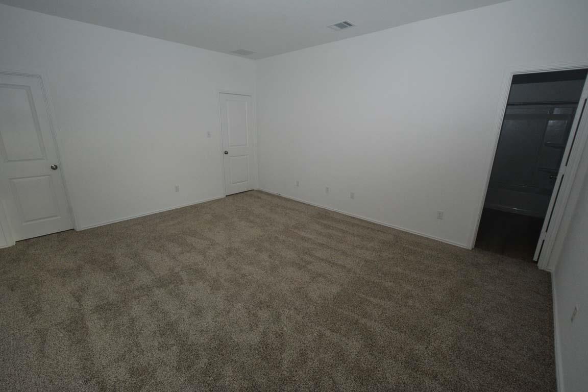 404 E Bass Dr, Bastrop, TX 78602