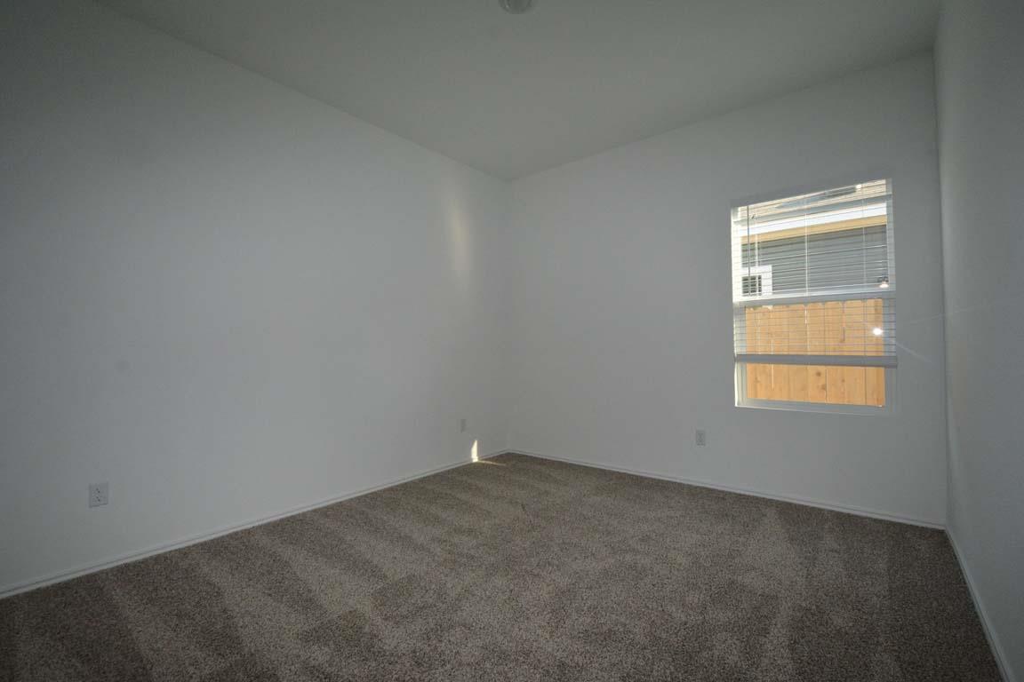 404 E Bass Dr, Bastrop, TX 78602