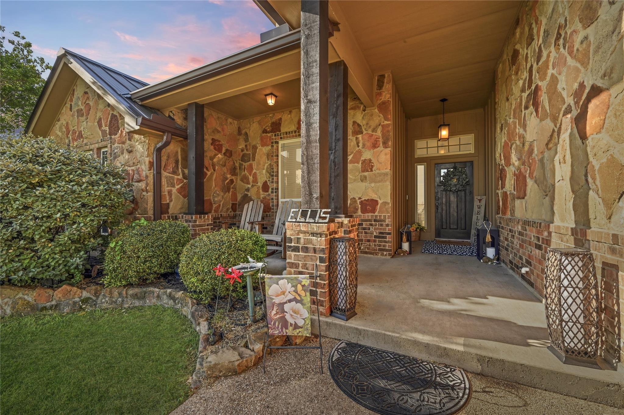 4467 W Amity Rd, Salado, TX 76571