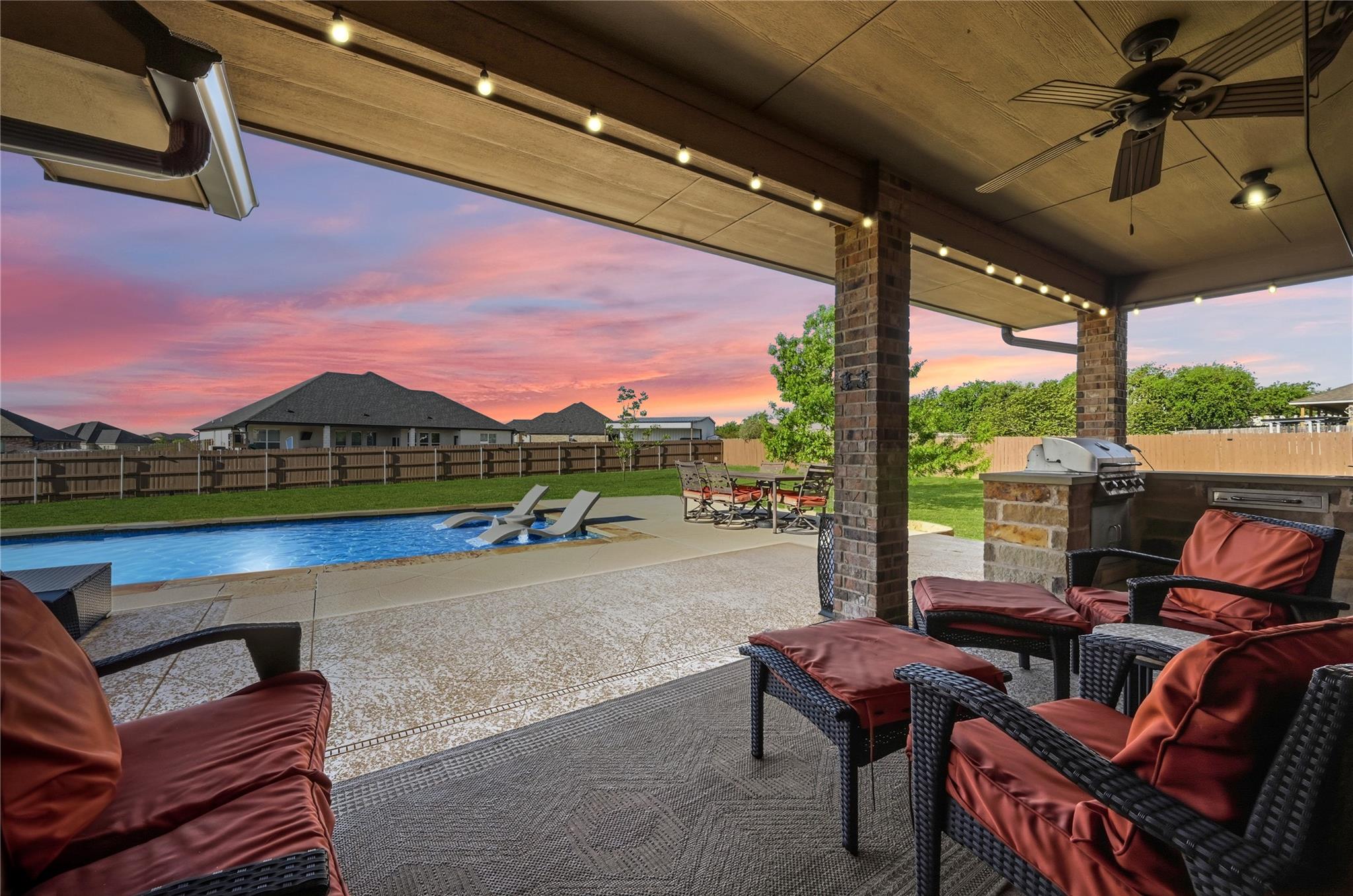 4467 W Amity Rd, Salado, TX 76571