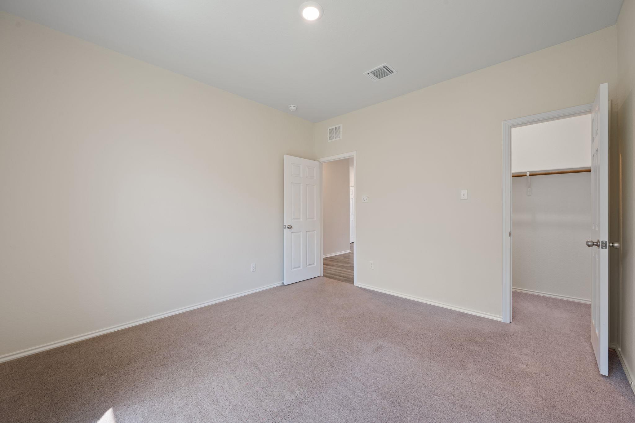 184 Gunther Way, Taylor, TX 76574