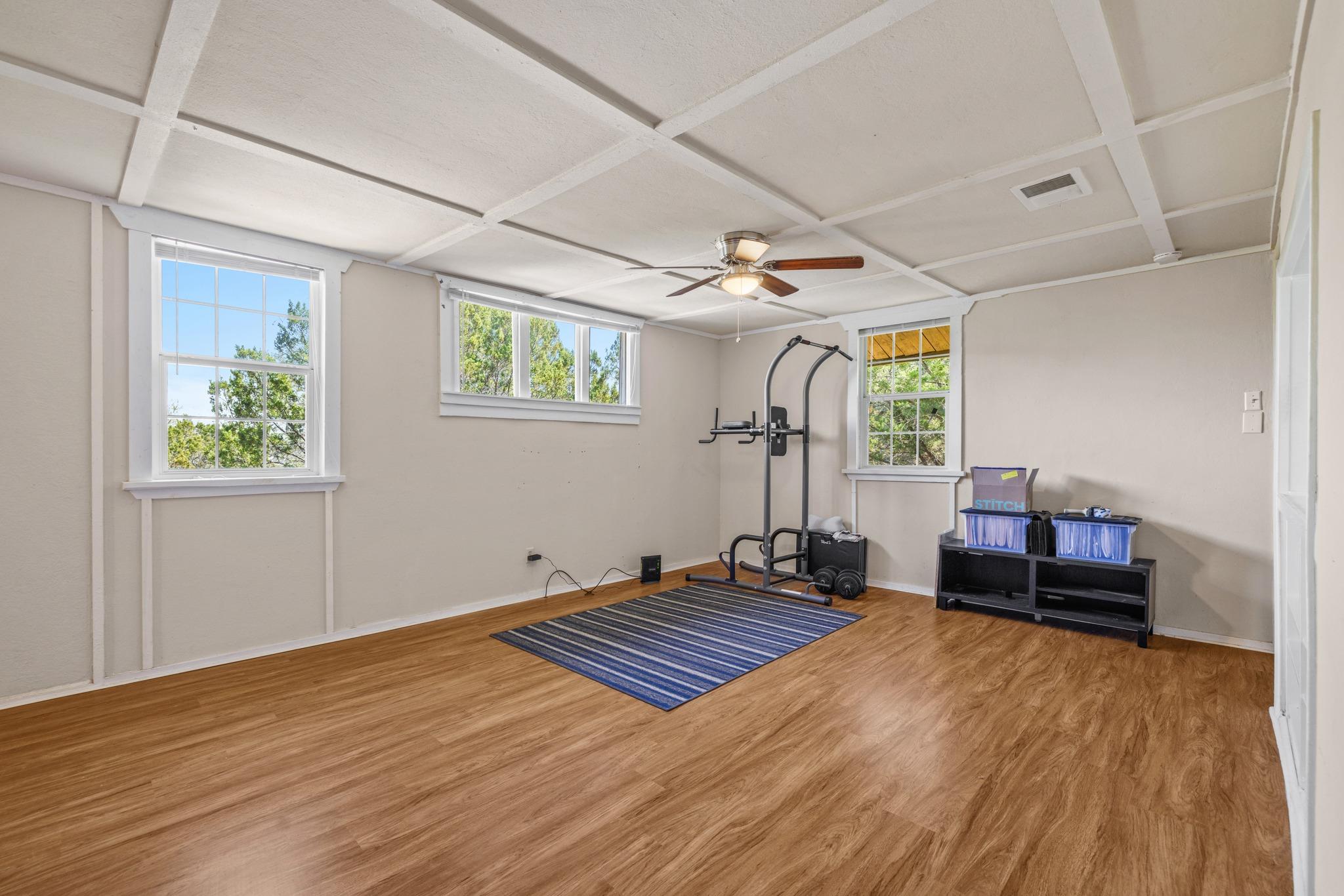 10600 Turkey Bend Dr, Jonestown, TX 78645